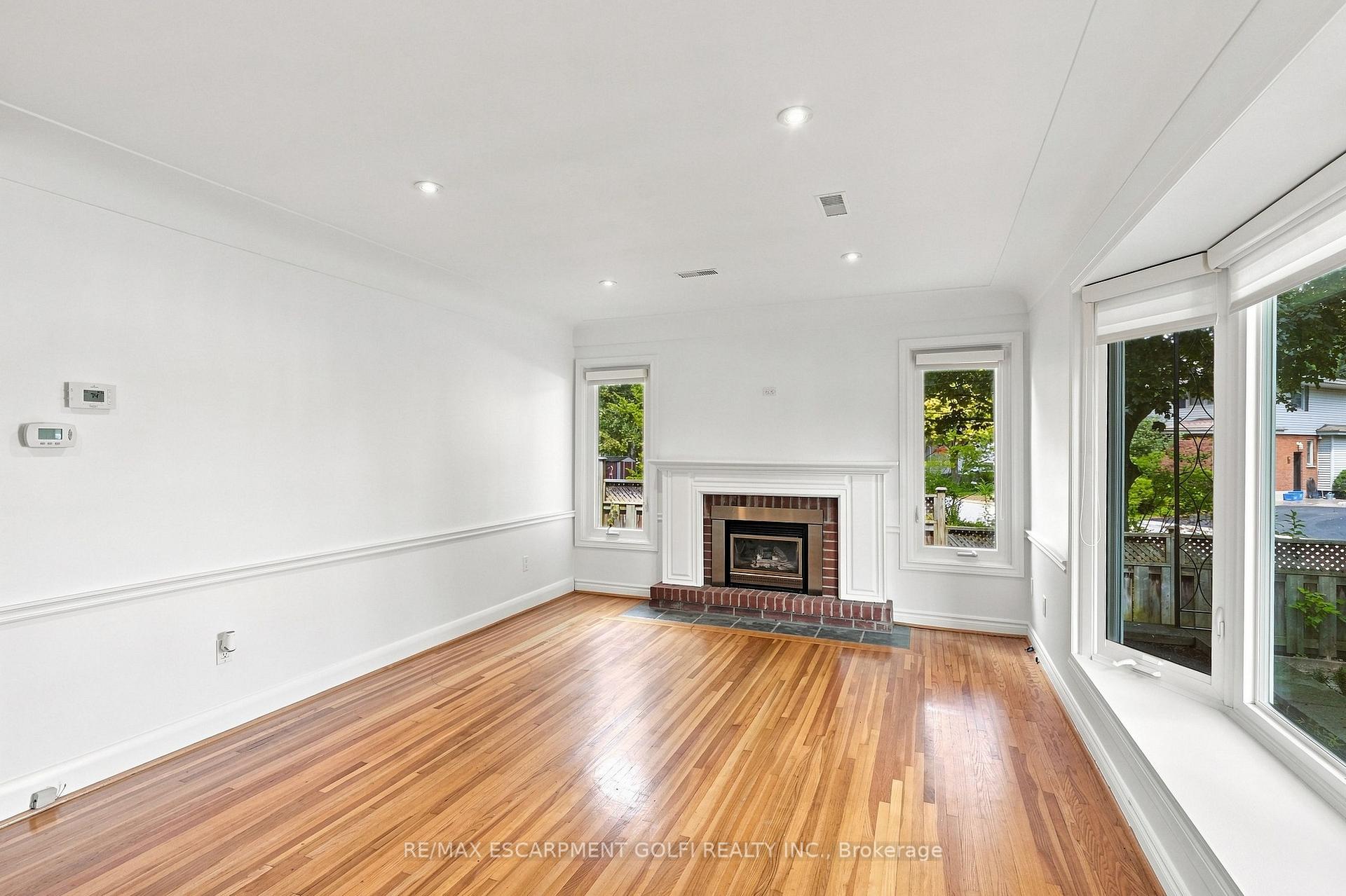 Photo 10 of Unit MAIN, 17 Rita Street, Hamilton, Dundas — HOMEH