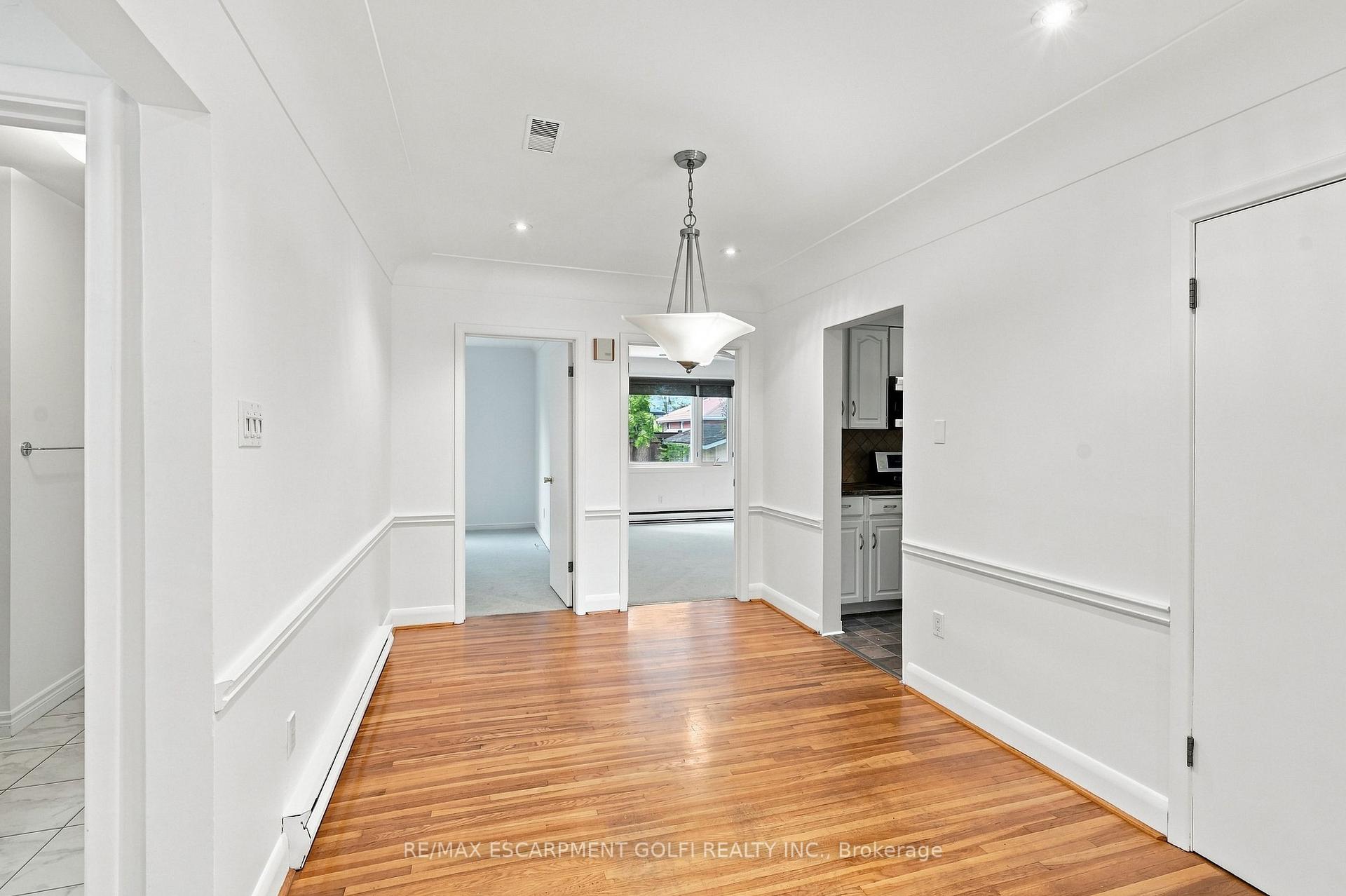 Photo 14 of Unit MAIN, 17 Rita Street, Hamilton, Dundas — HOMEH