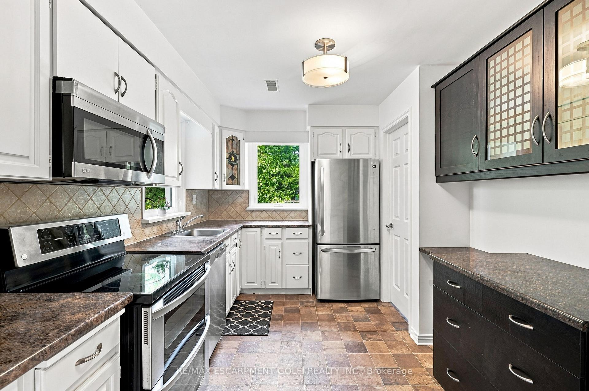 Photo 15 of Unit MAIN, 17 Rita Street, Hamilton, Dundas — HOMEH