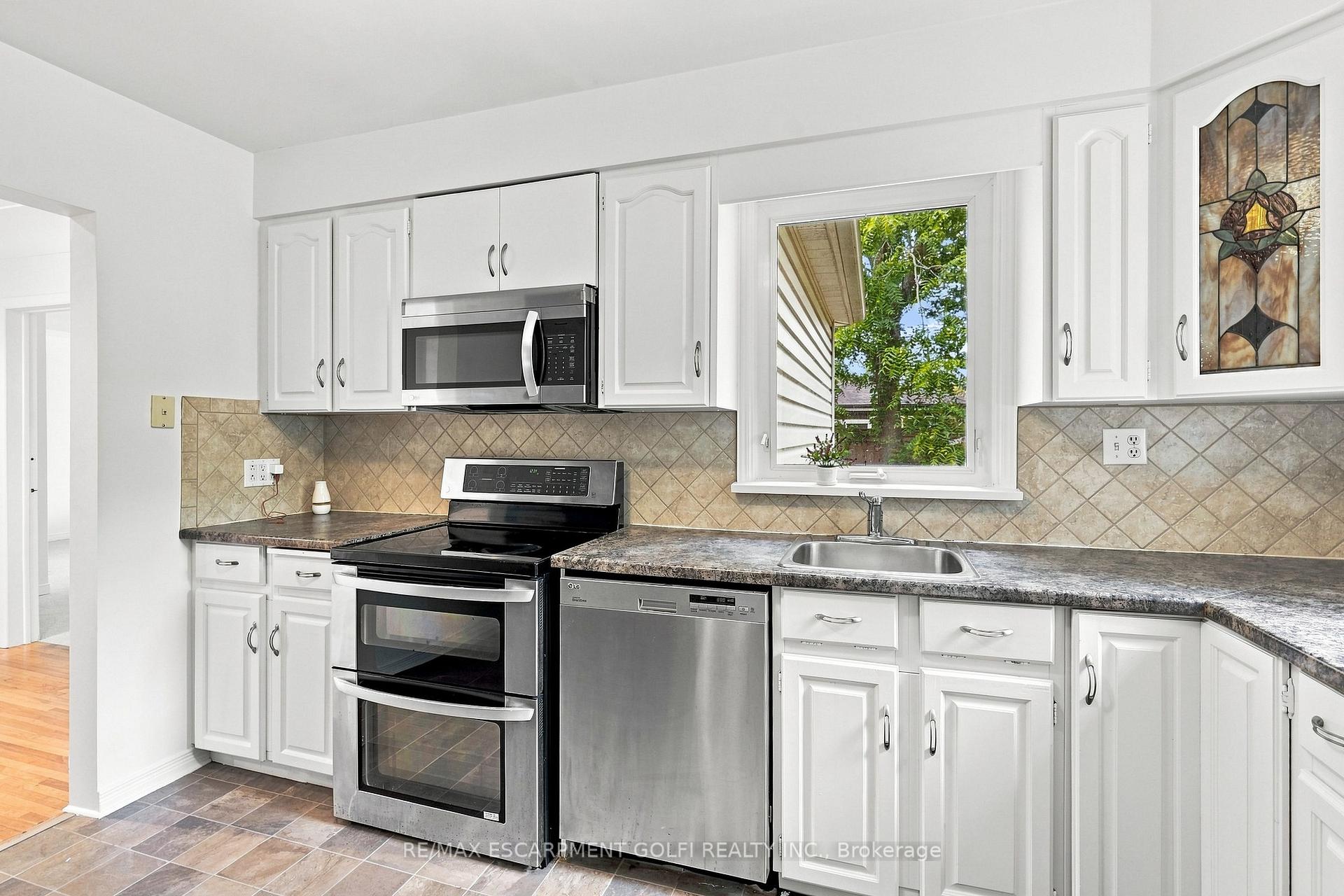 Photo 17 of Unit MAIN, 17 Rita Street, Hamilton, Dundas — HOMEH