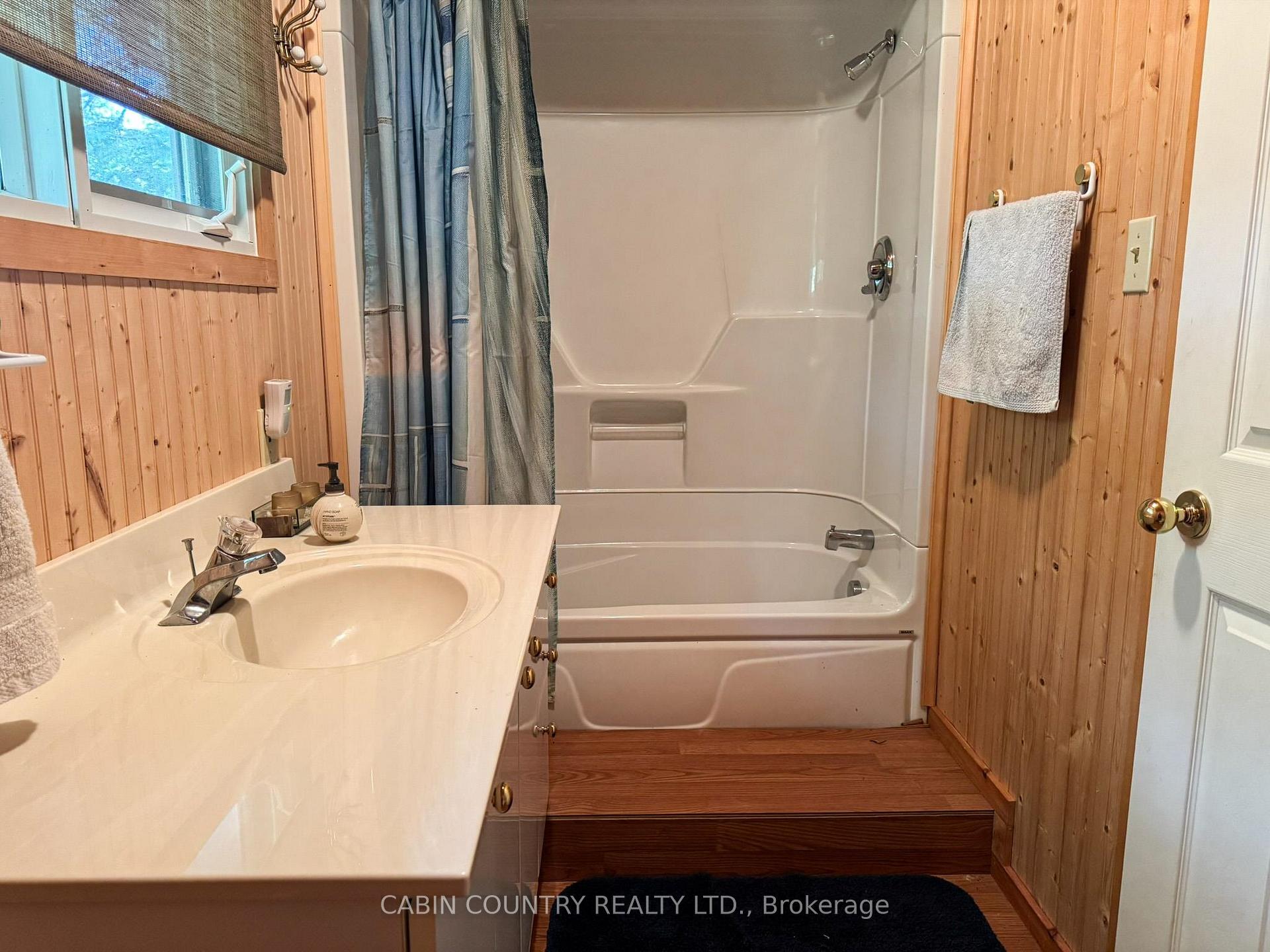 Photo 11 of 1020 1021 Zig Zag Island, Kenora Remote Area, Lake of the Woods West — HOMEH