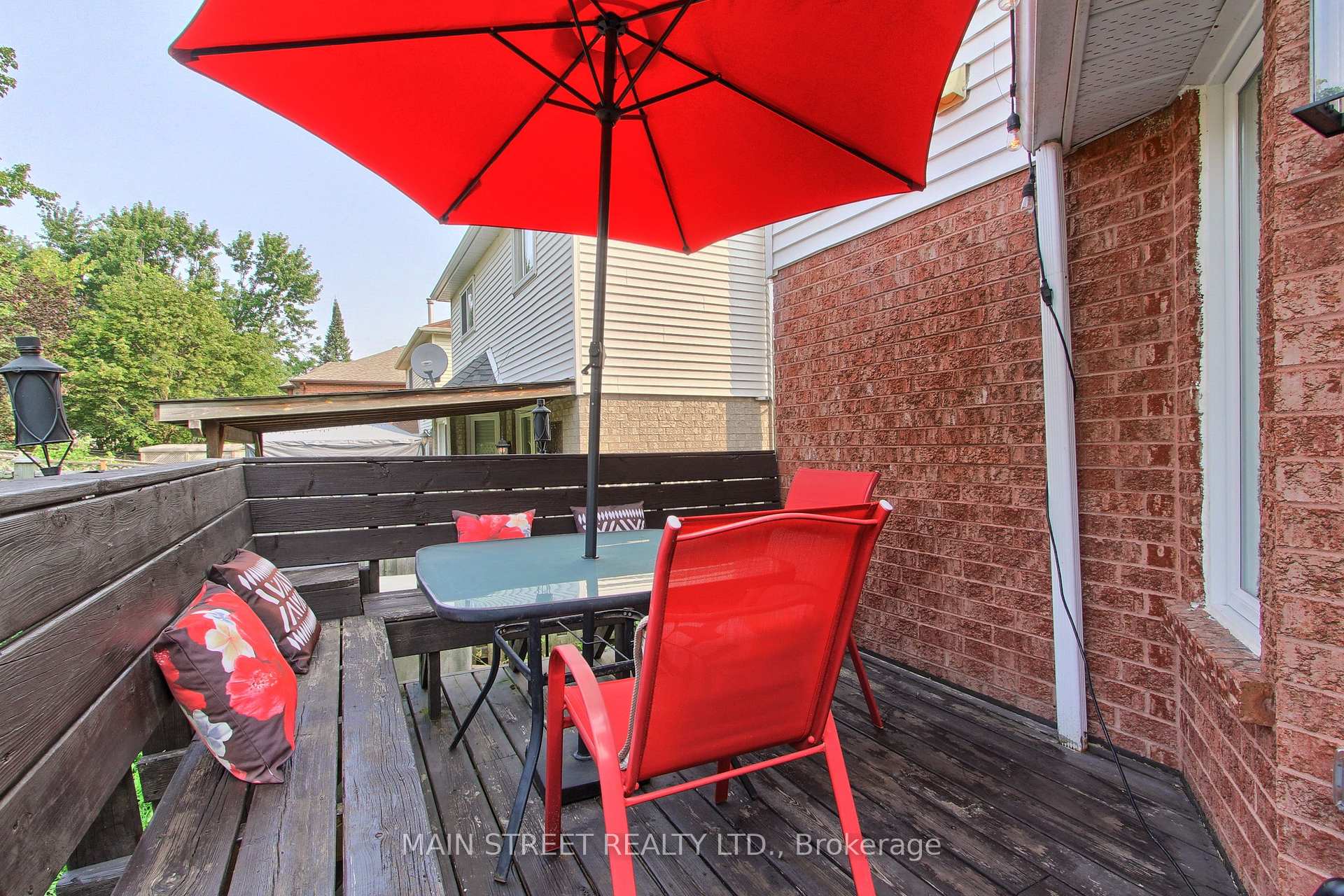 Photo 15 of 109 Bishop Drive, Barrie, Ardagh — HOMEH
