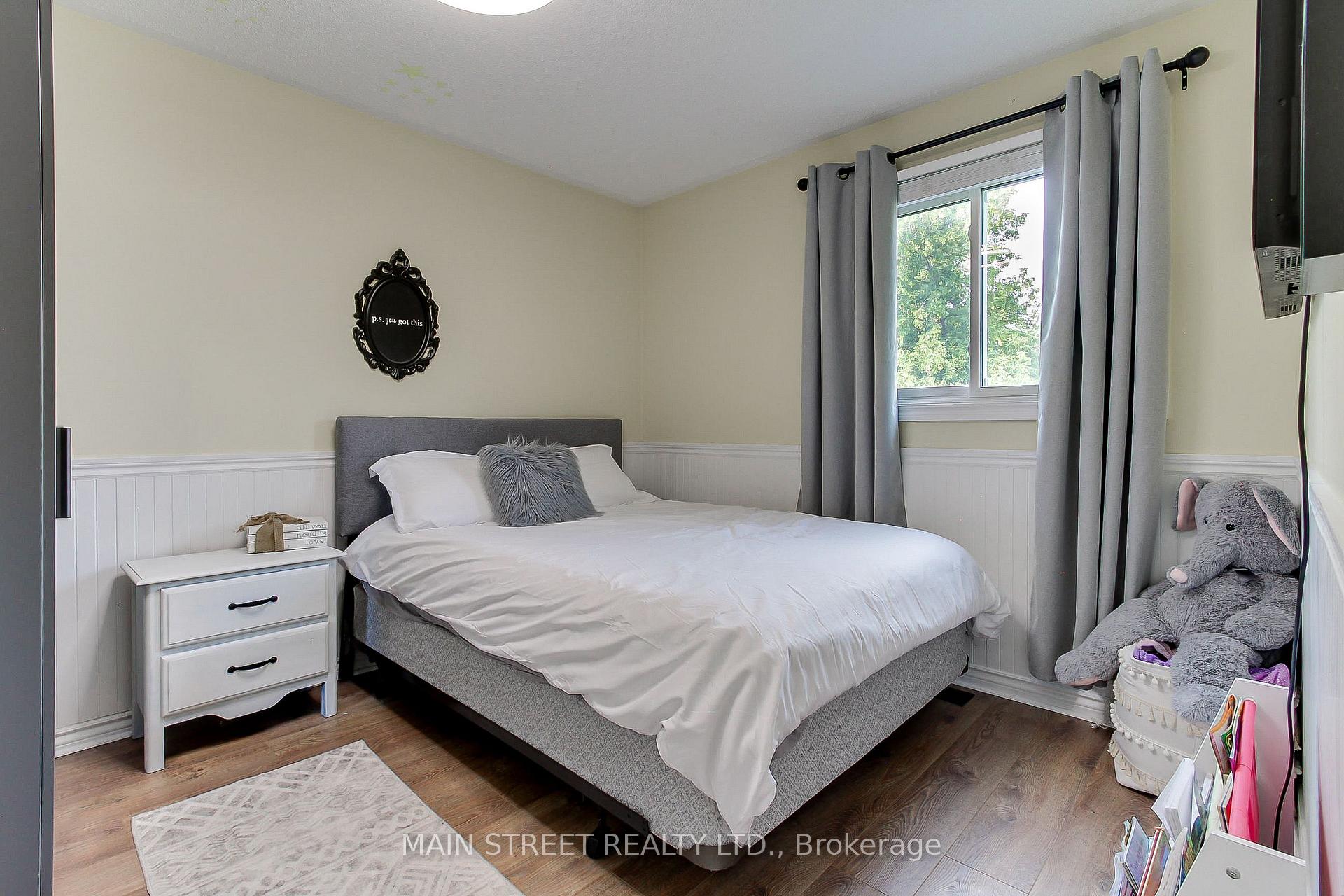Photo 20 of 109 Bishop Drive, Barrie, Ardagh — HOMEH
