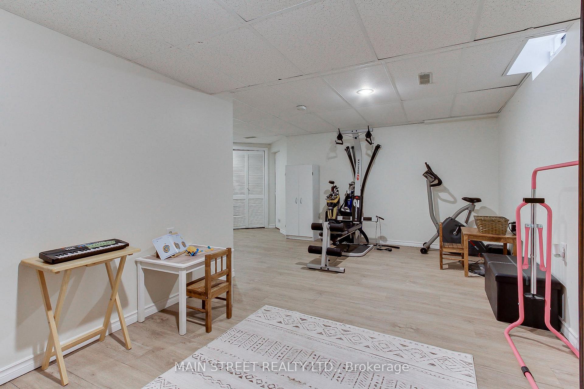 Photo 27 of 109 Bishop Drive, Barrie, Ardagh — HOMEH