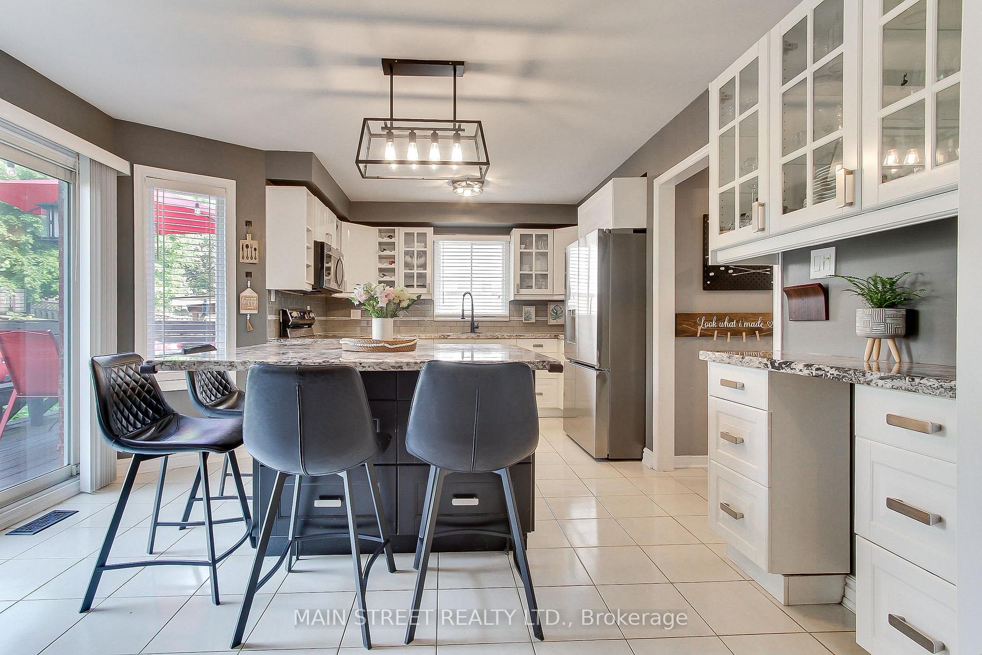 Photo 31 of 109 Bishop Drive, Barrie, Ardagh — HOMEH