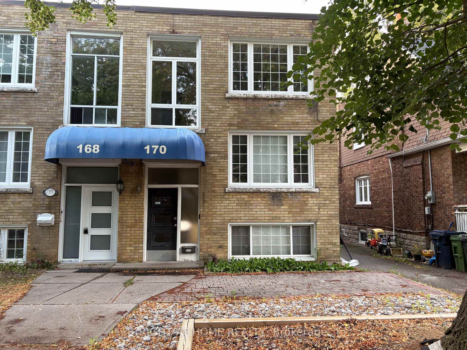 Photo 1 of Unit one, 170 Bowood Avenue, Toronto, Lawrence Park North — HOMEH