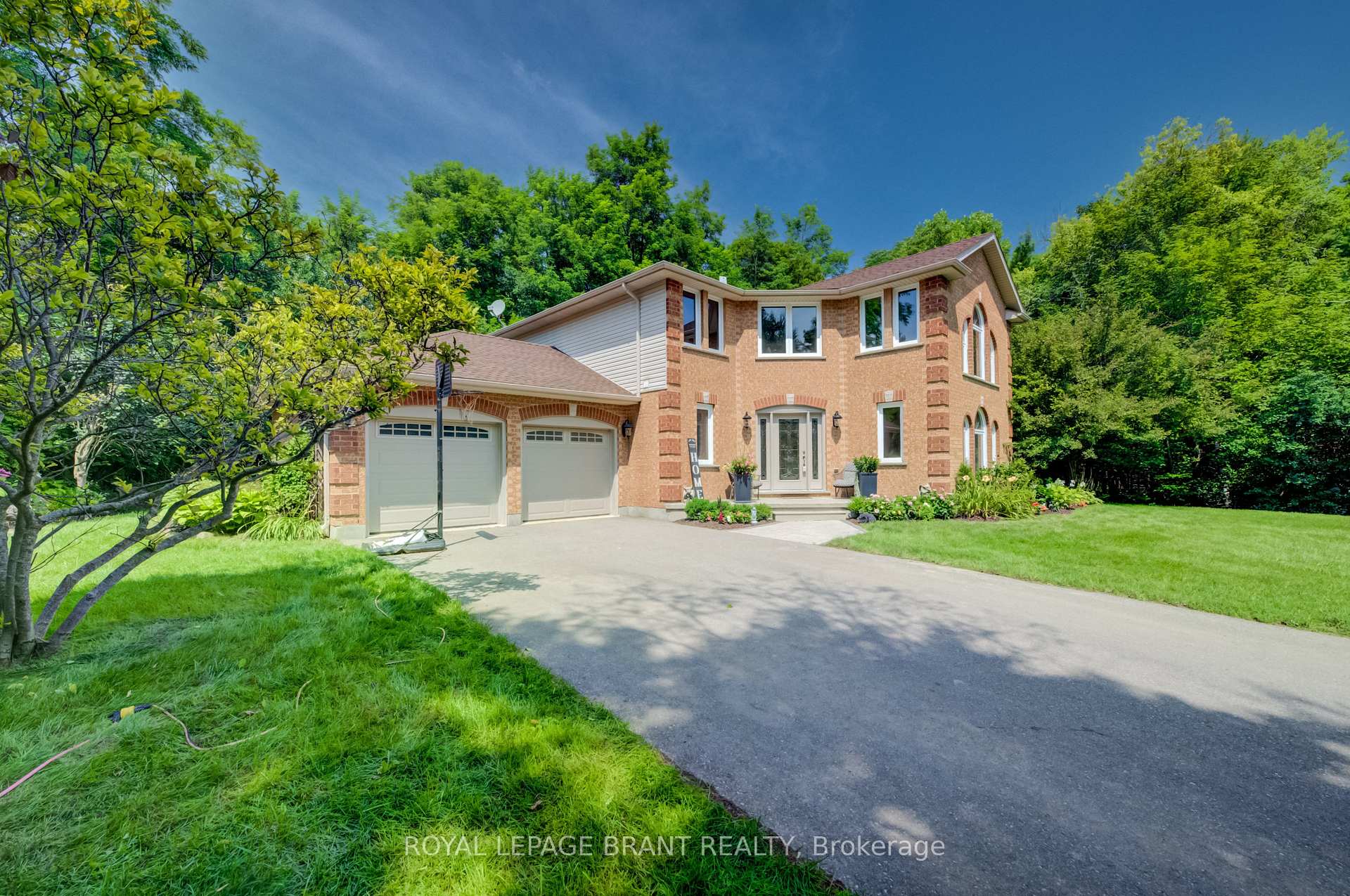Photo 5 of 7664 Maltby Road E, Puslinch, Rural Puslinch East — HOMEH