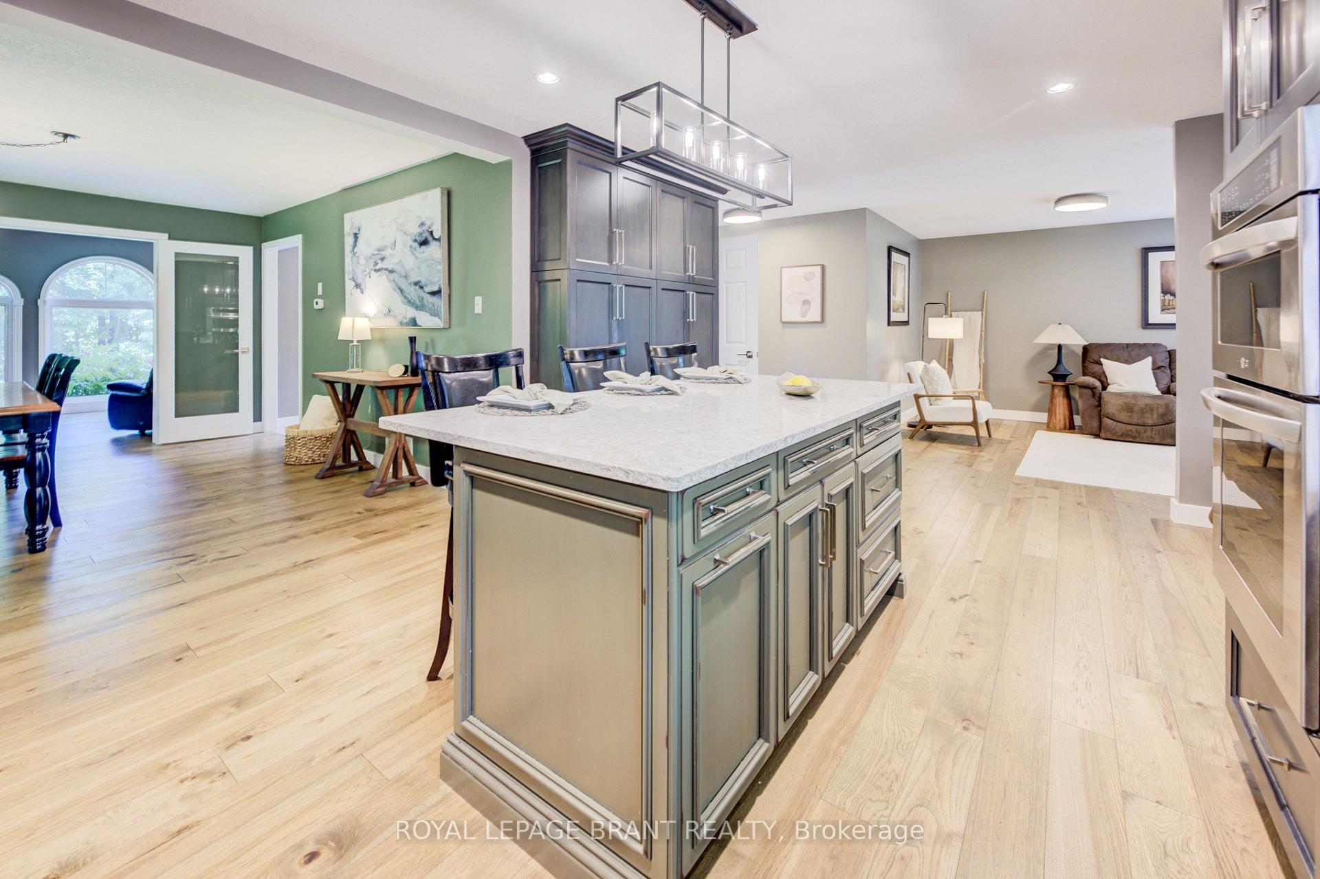 Photo 13 of 7664 Maltby Road E, Puslinch, Rural Puslinch East — HOMEH
