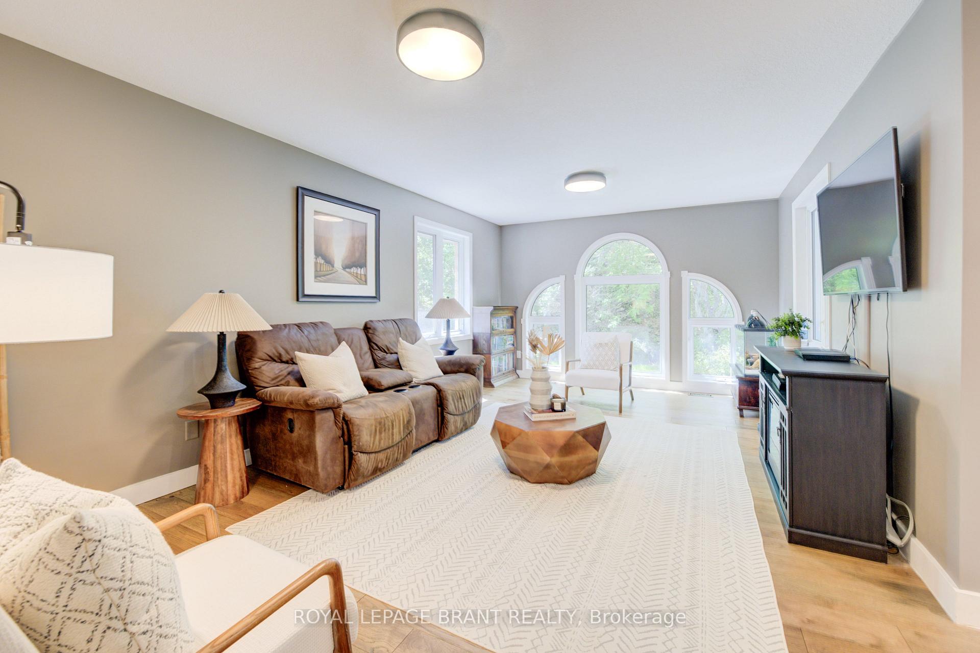Photo 14 of 7664 Maltby Road E, Puslinch, Rural Puslinch East — HOMEH