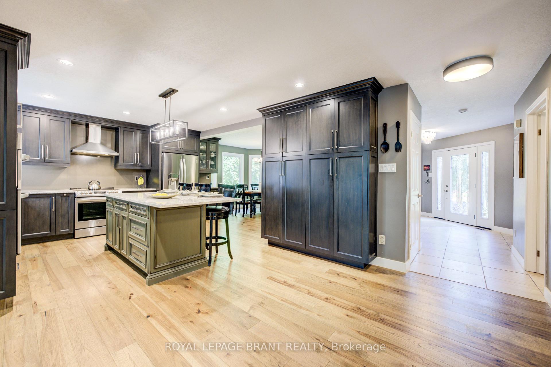 Photo 17 of 7664 Maltby Road E, Puslinch, Rural Puslinch East — HOMEH