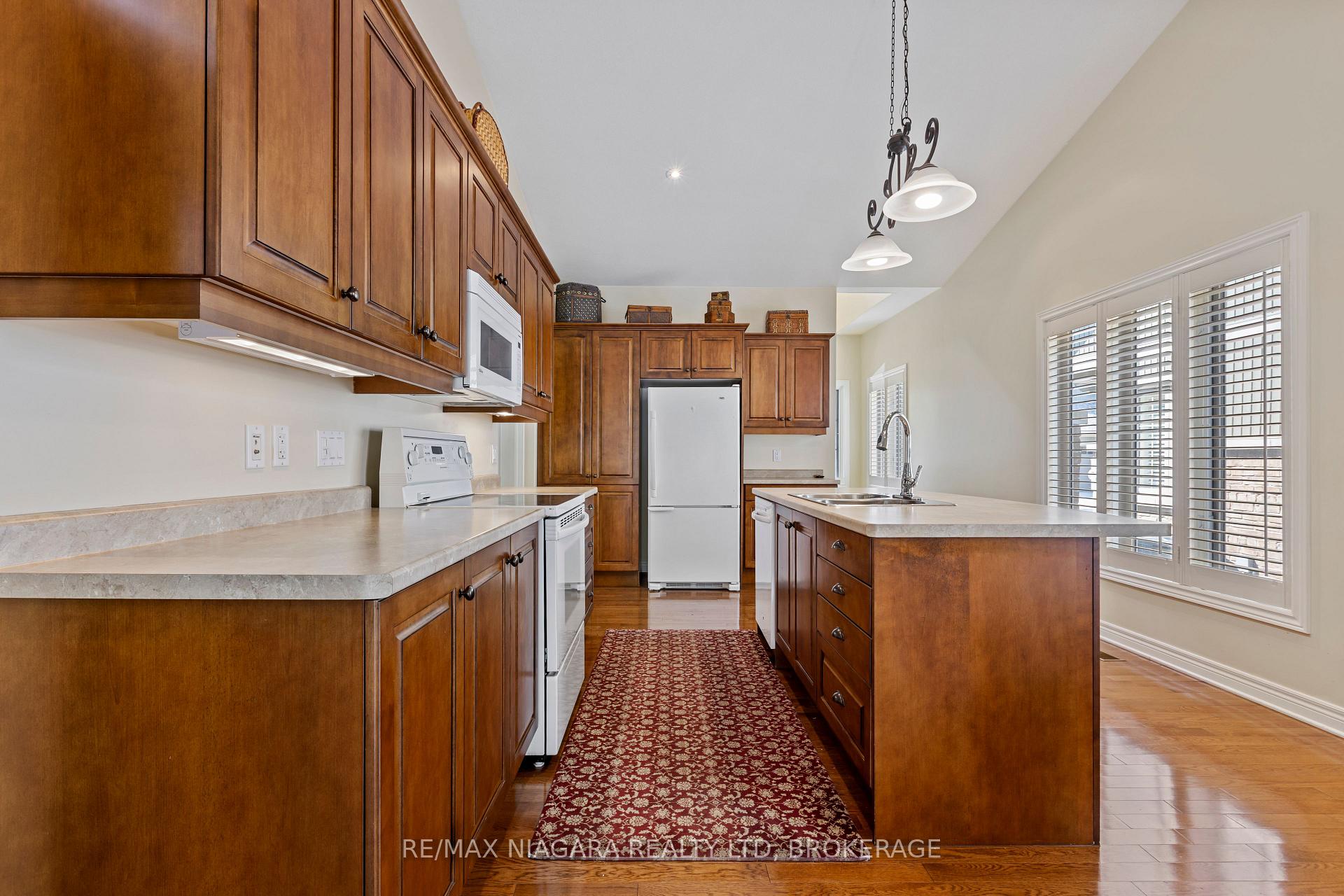 Photo 12 of Unit 33, 1398 Pelham Street, Pelham, Fonthill — HOMEH