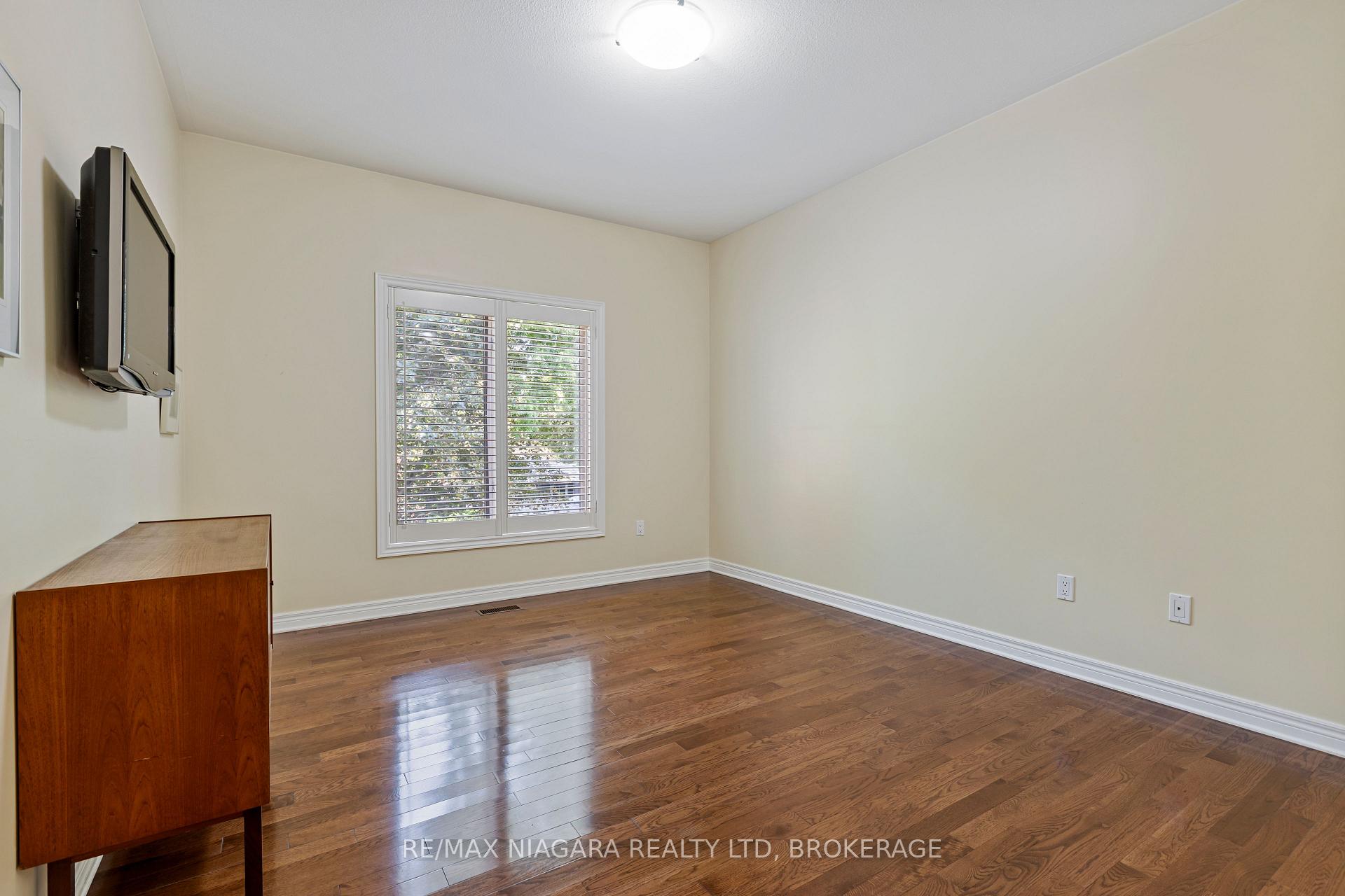 Photo 14 of Unit 33, 1398 Pelham Street, Pelham, Fonthill — HOMEH
