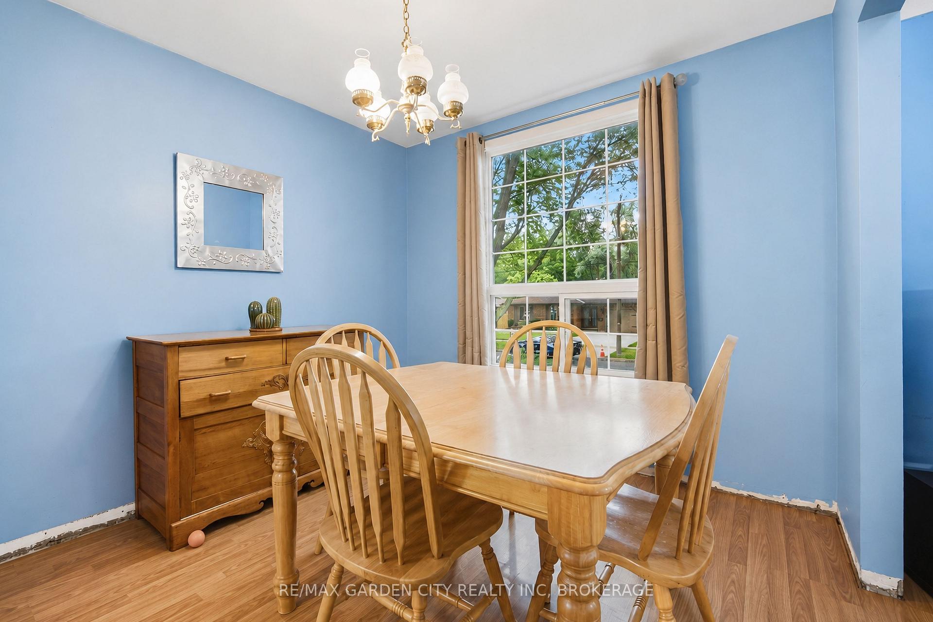 Photo 10 of 11 Kimbermount Drive, St. Catharines, Lakeshore — HOMEH