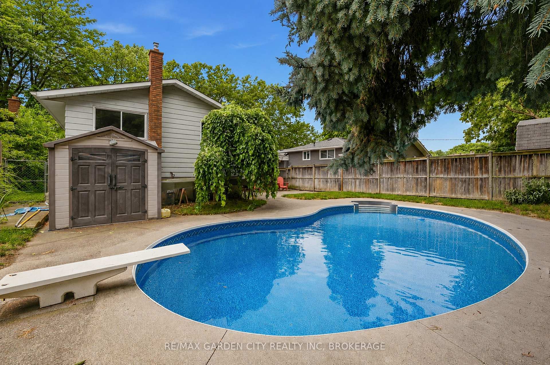 Photo 22 of 11 Kimbermount Drive, St. Catharines, Lakeshore — HOMEH