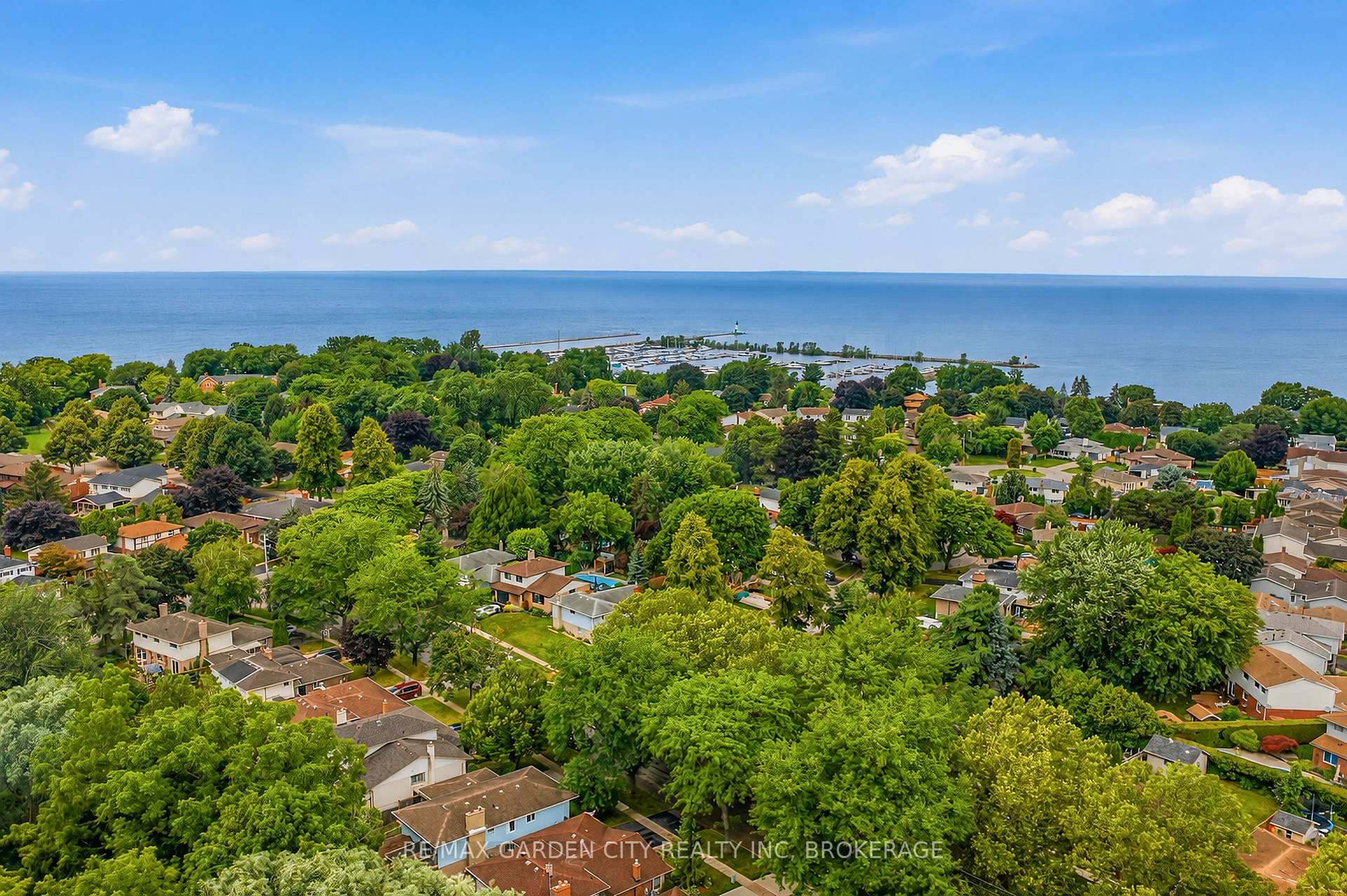 Photo 28 of 11 Kimbermount Drive, St. Catharines, Lakeshore — HOMEH