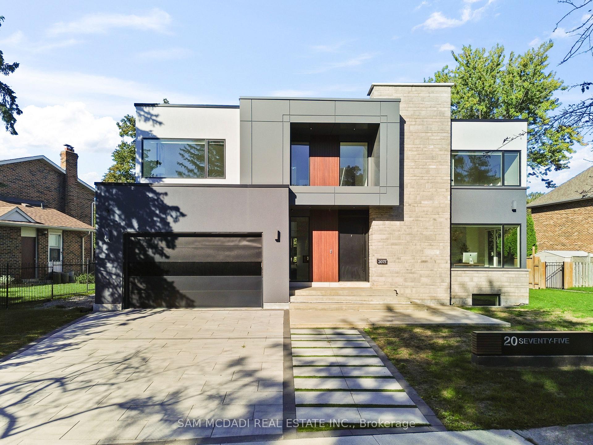 Photo 2 of 2075 Shawanaga Trail, Mississauga, Sheridan — HOMEH