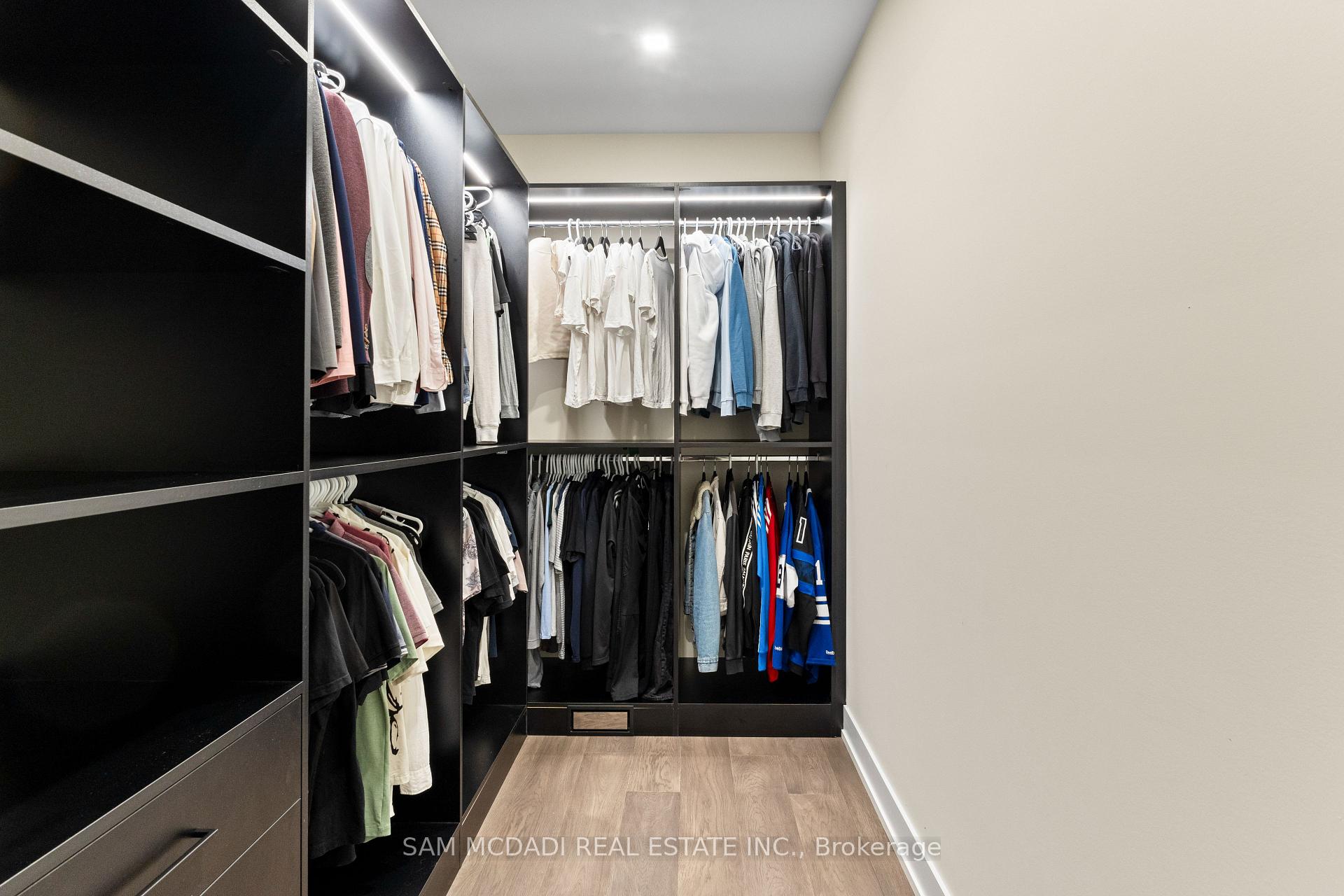 Photo 23 of 2075 Shawanaga Trail, Mississauga, Sheridan — HOMEH