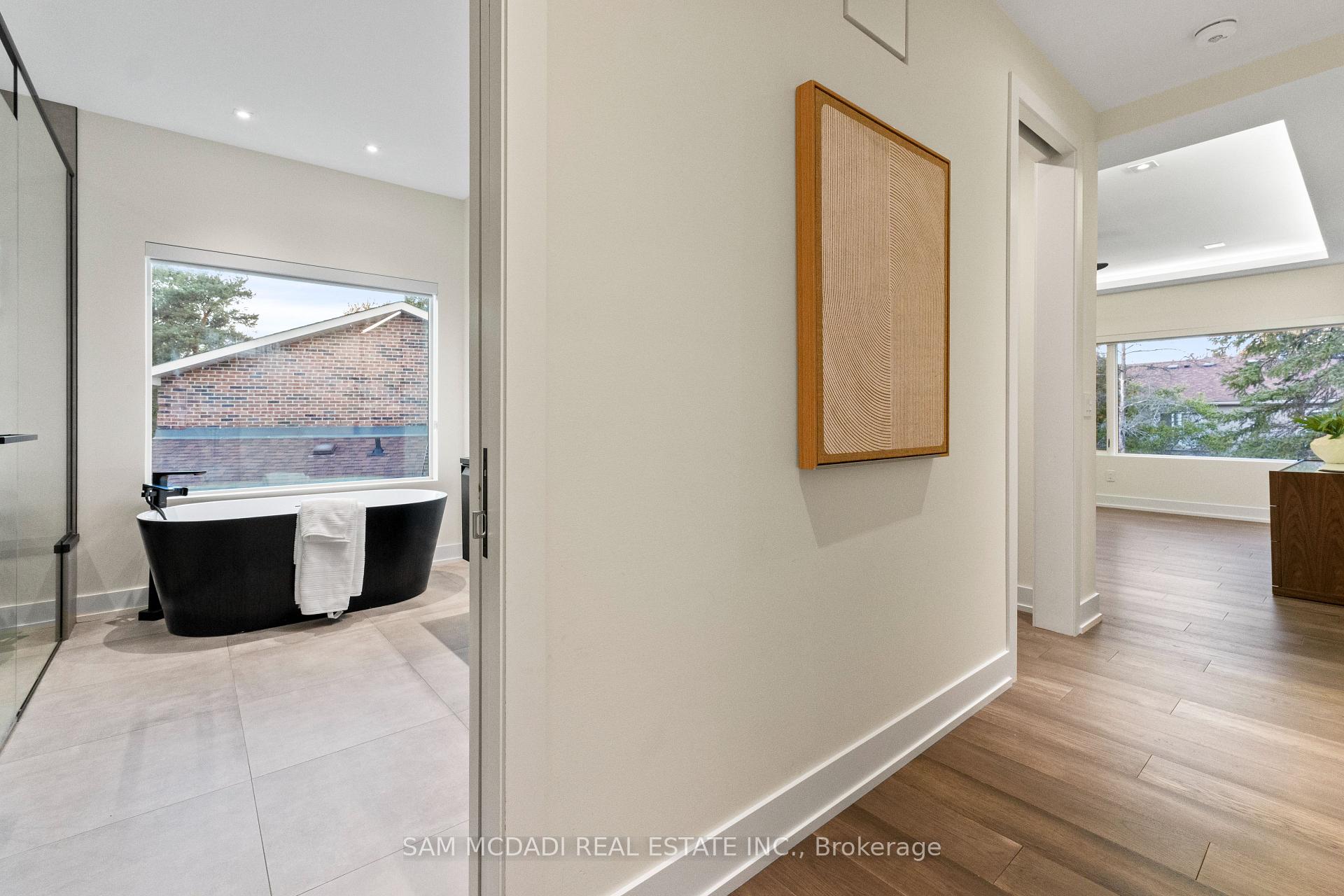 Photo 24 of 2075 Shawanaga Trail, Mississauga, Sheridan — HOMEH