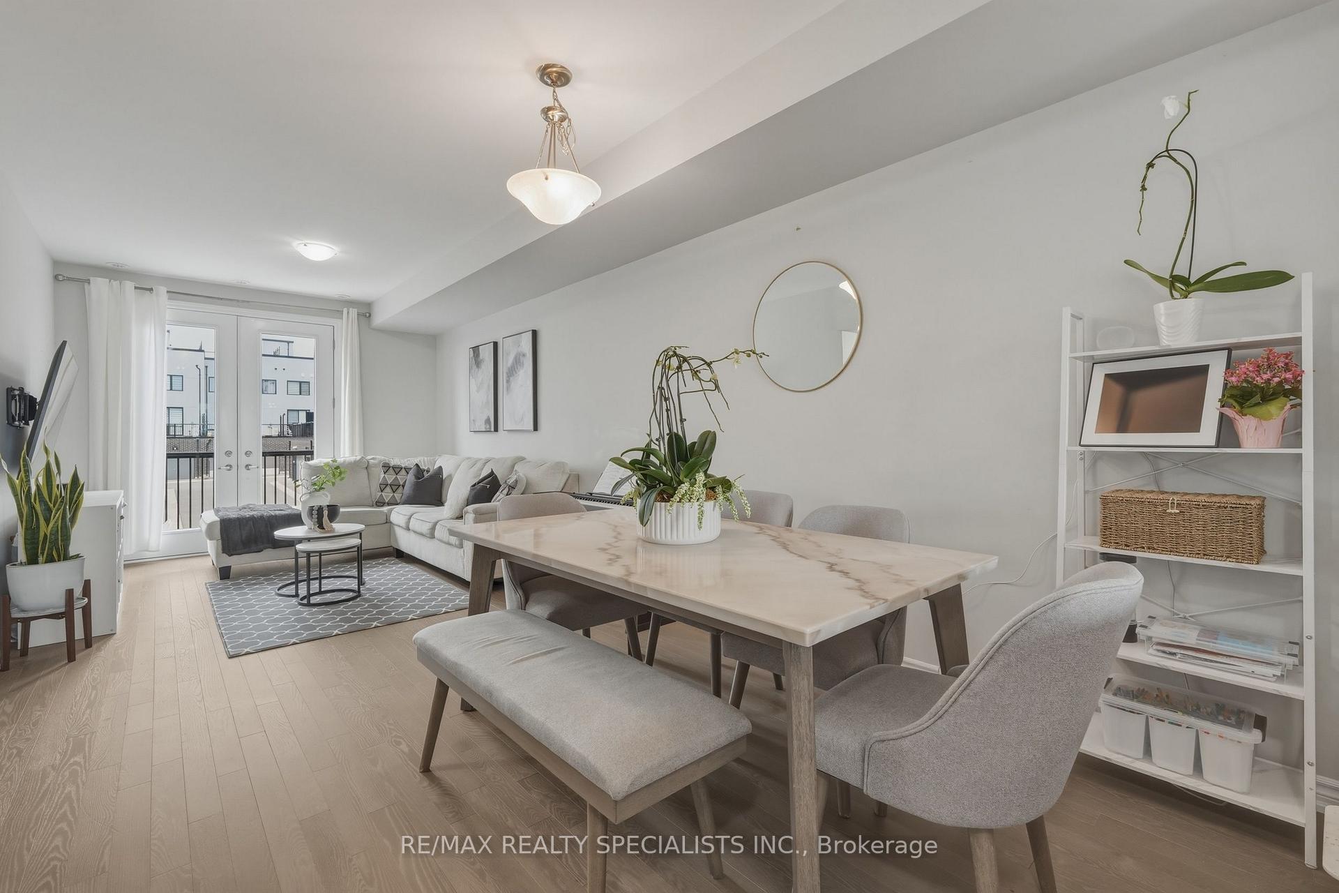 Photo 16 of Unit 20, 348 Wheat Boom Drive, Oakville, Joshua Meadows — HOMEH