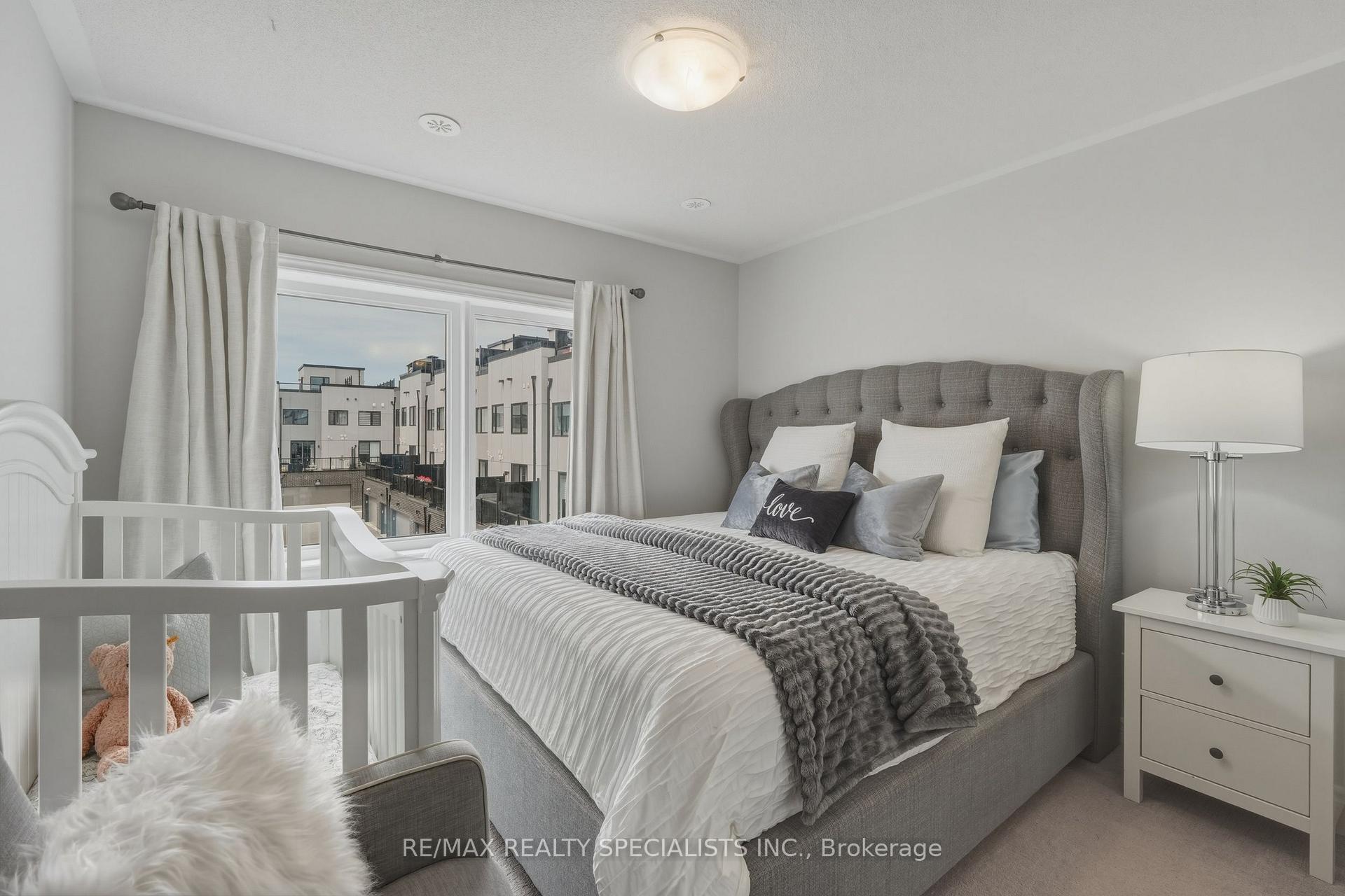 Photo 18 of Unit 20, 348 Wheat Boom Drive, Oakville, Joshua Meadows — HOMEH
