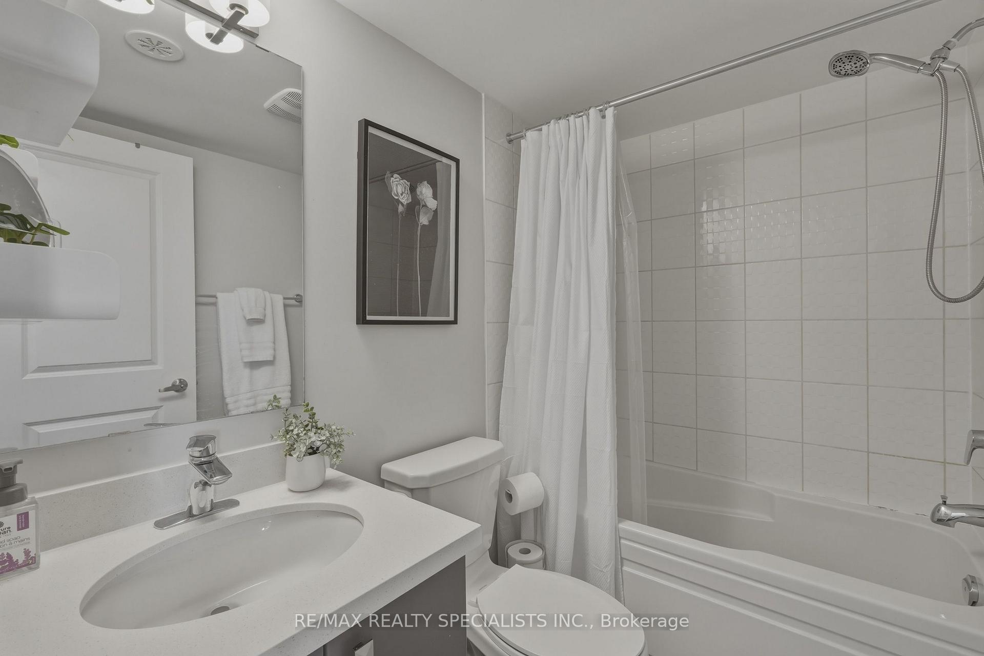 Photo 23 of Unit 20, 348 Wheat Boom Drive, Oakville, Joshua Meadows — HOMEH