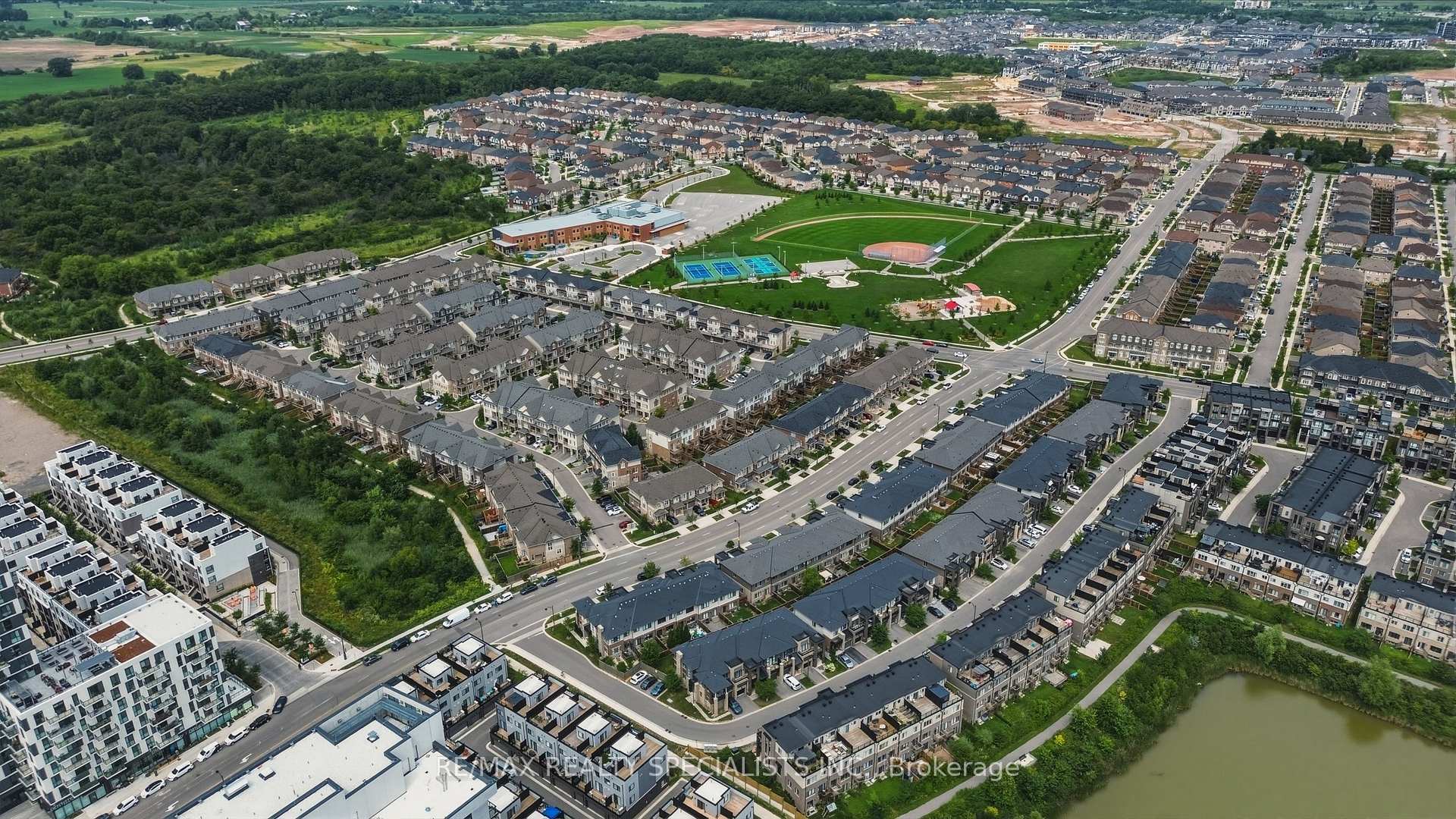 Photo 39 of Unit 20, 348 Wheat Boom Drive, Oakville, Joshua Meadows — HOMEH
