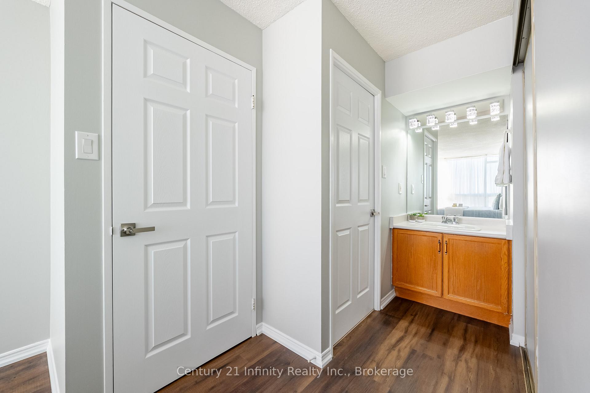 Photo 15 of Unit 1206, 5 Greystone Walk Drive, Scarborough, Kennedy Park — HOMEH