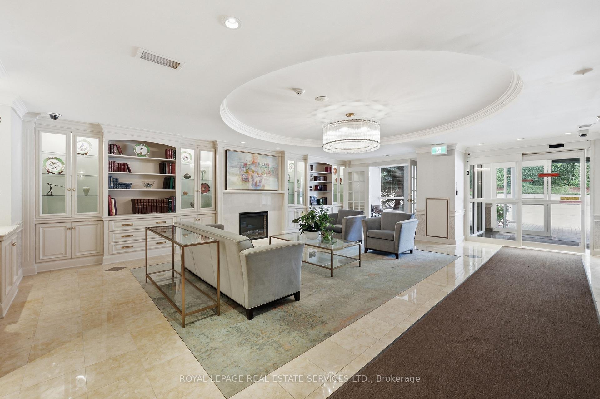 Photo 4 of Unit 707, 60 Old Mill Road, Oakville, Old Oakville — HOMEH