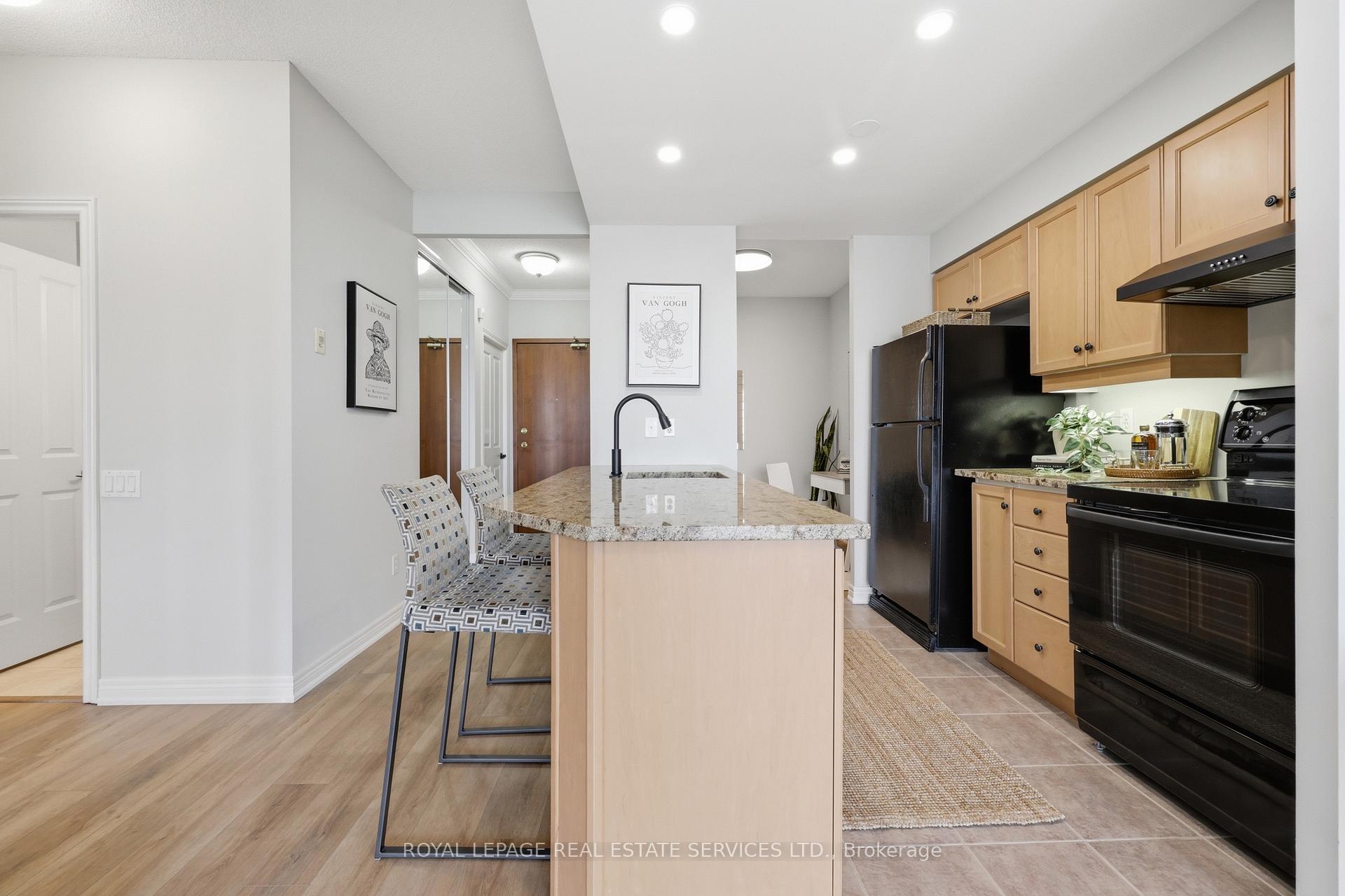 Photo 14 of Unit 707, 60 Old Mill Road, Oakville, Old Oakville — HOMEH