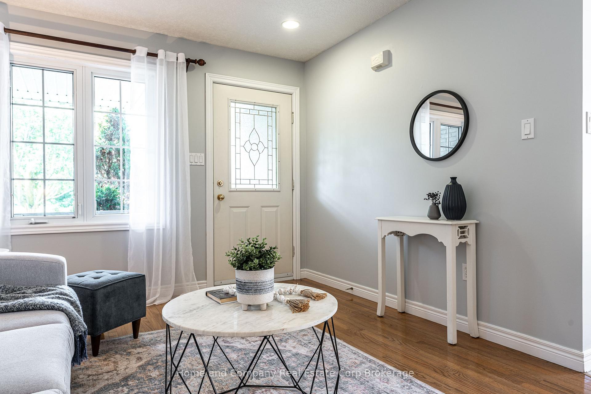 Photo 3 of 402 Douglas Street, Stratford — HOMEH