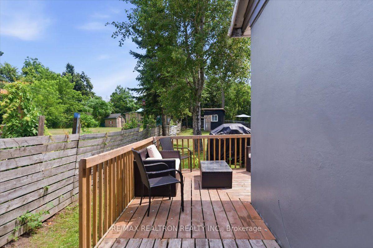 Photo 36 of 25 Simcoe Street, Orillia — HOMEH