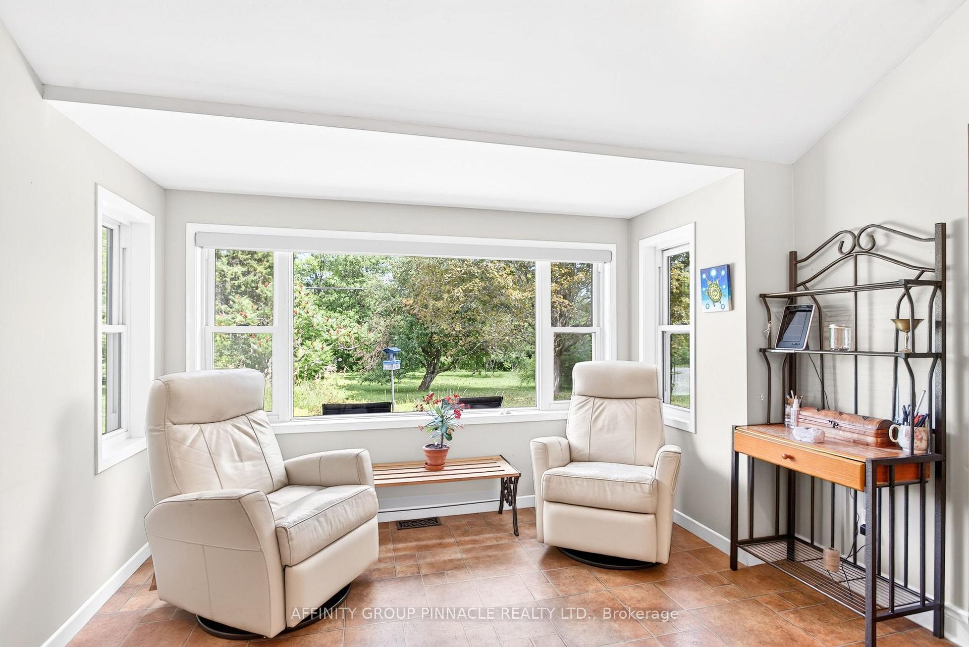 Photo 12 of 7 Ranchers Road, Kawartha Lakes, Fenelon — HOMEH