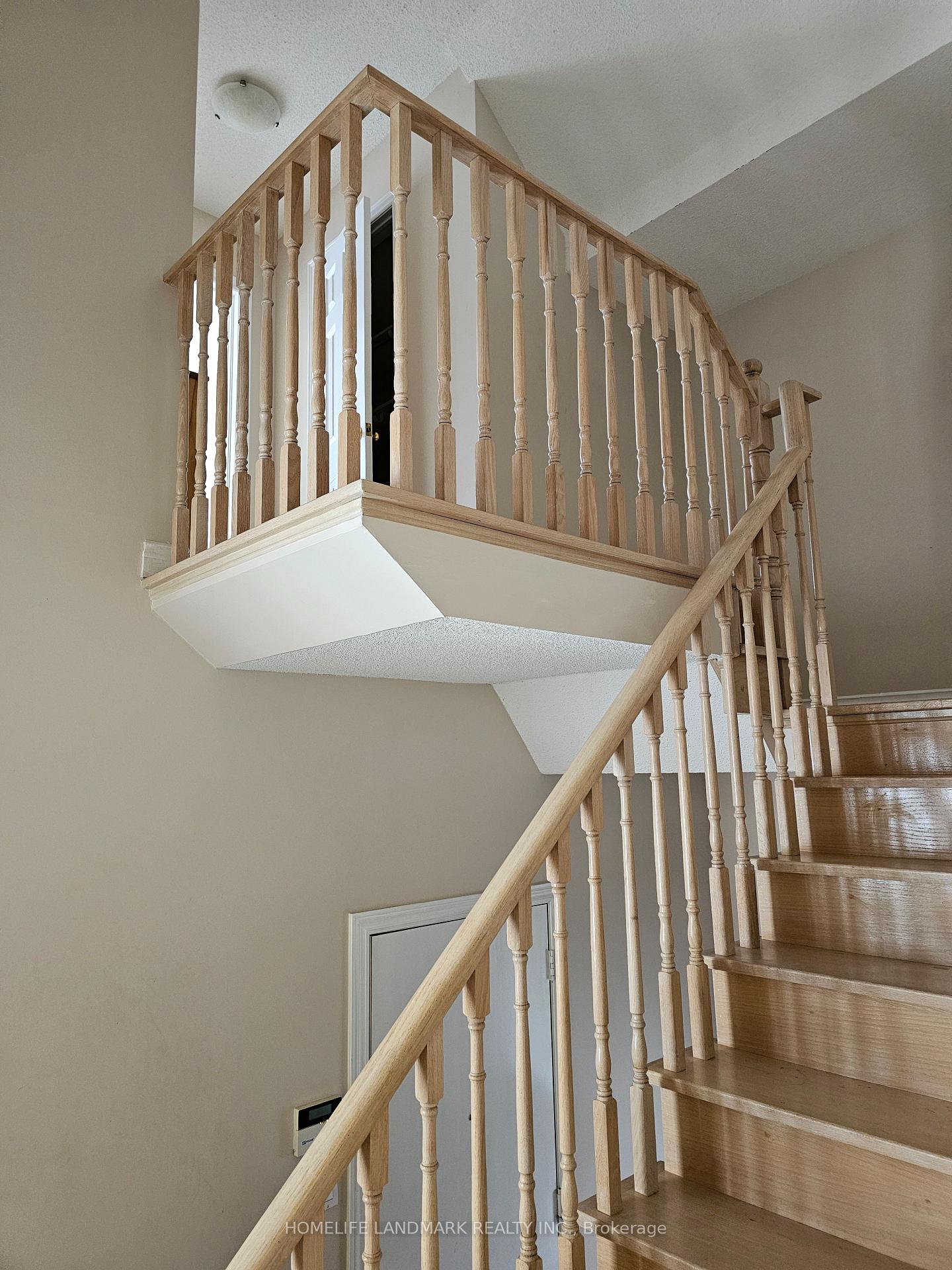Photo 4 of 148 Toporowski Avenue, Richmond Hill, Rouge Woods — HOMEH