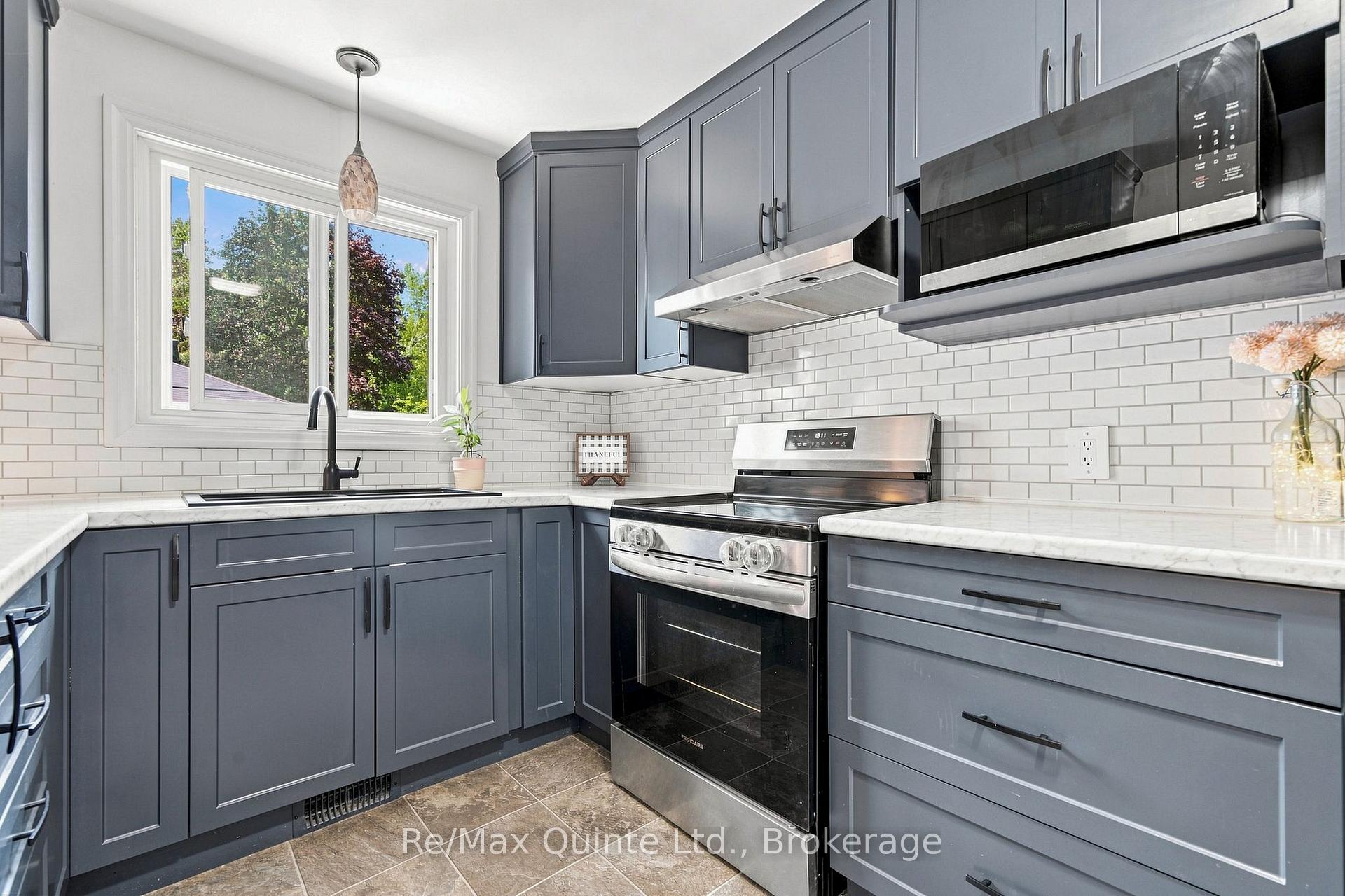 Photo 14 of 28 Shamrock Road, Belleville, Belleville Ward — HOMEH