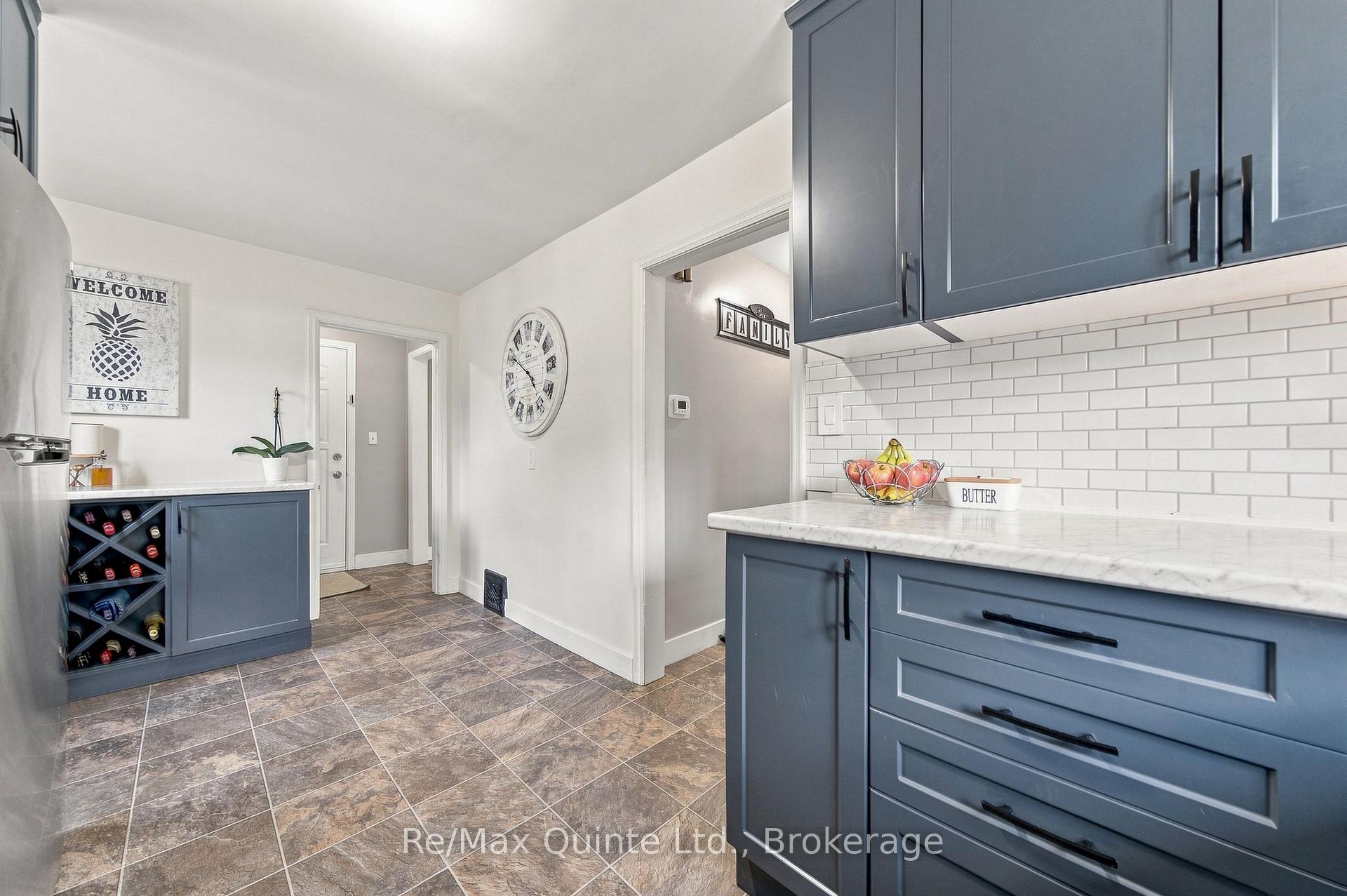 Photo 16 of 28 Shamrock Road, Belleville, Belleville Ward — HOMEH