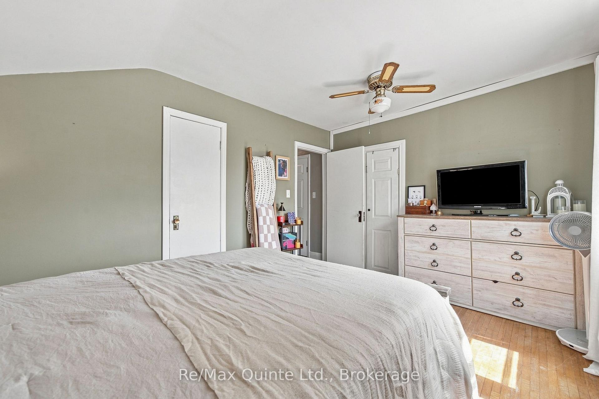 Photo 22 of 28 Shamrock Road, Belleville, Belleville Ward — HOMEH