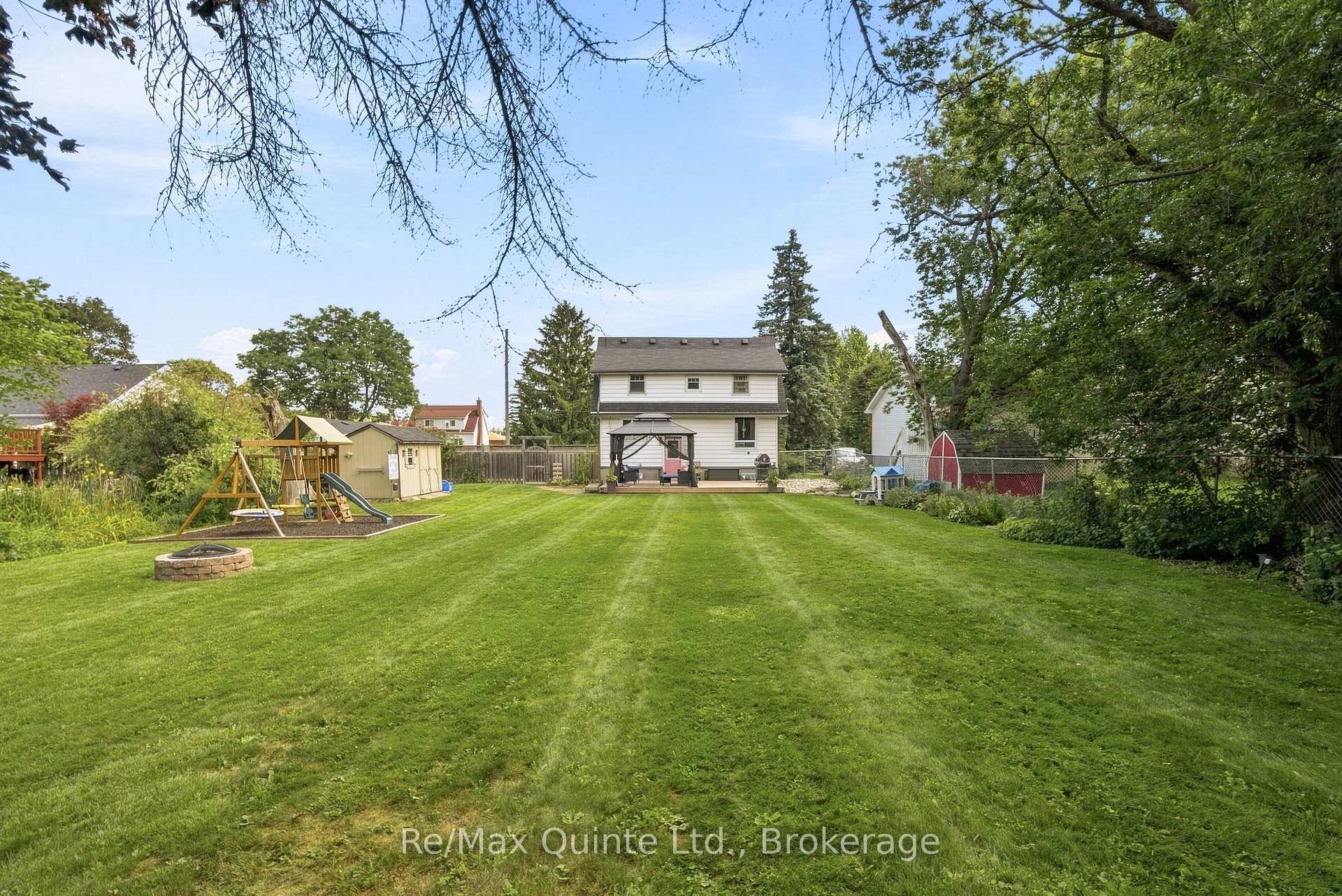 Photo 35 of 28 Shamrock Road, Belleville, Belleville Ward — HOMEH