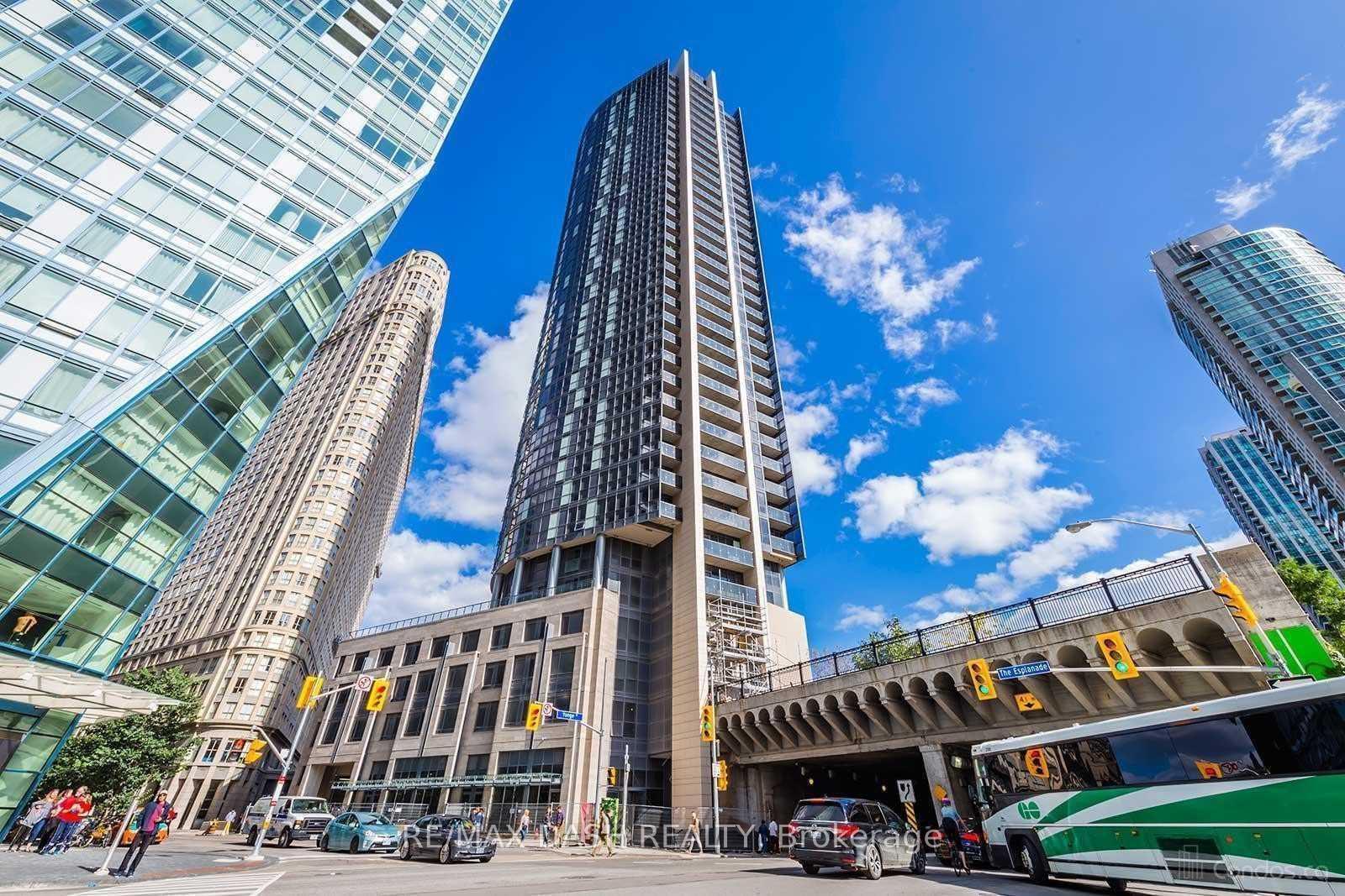 Photo 3 of Unit 1005, 1 The Esplanade Drive, Toronto, Waterfront Communities — HOMEH