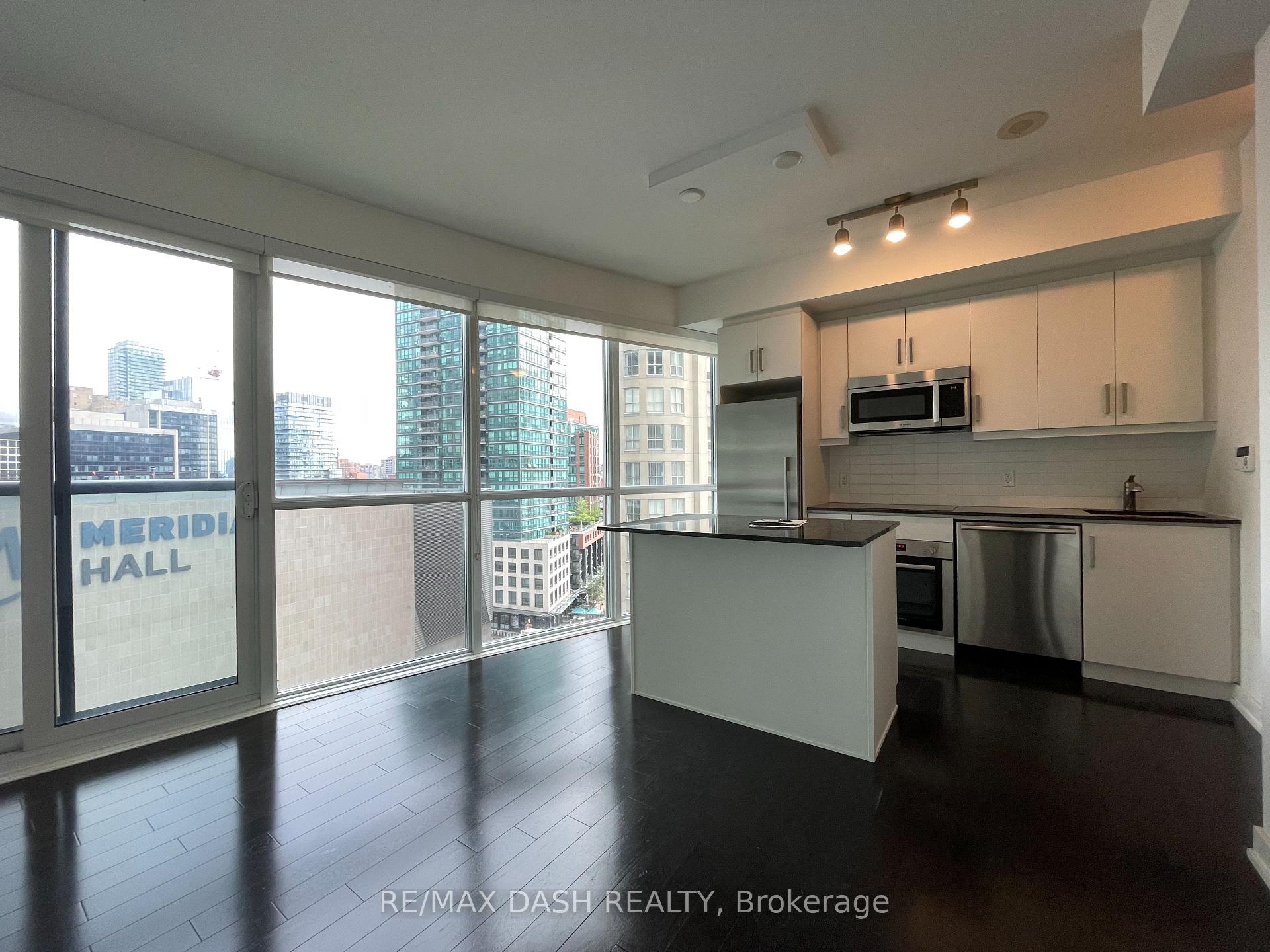 Photo 12 of Unit 1005, 1 The Esplanade Drive, Toronto, Waterfront Communities — HOMEH