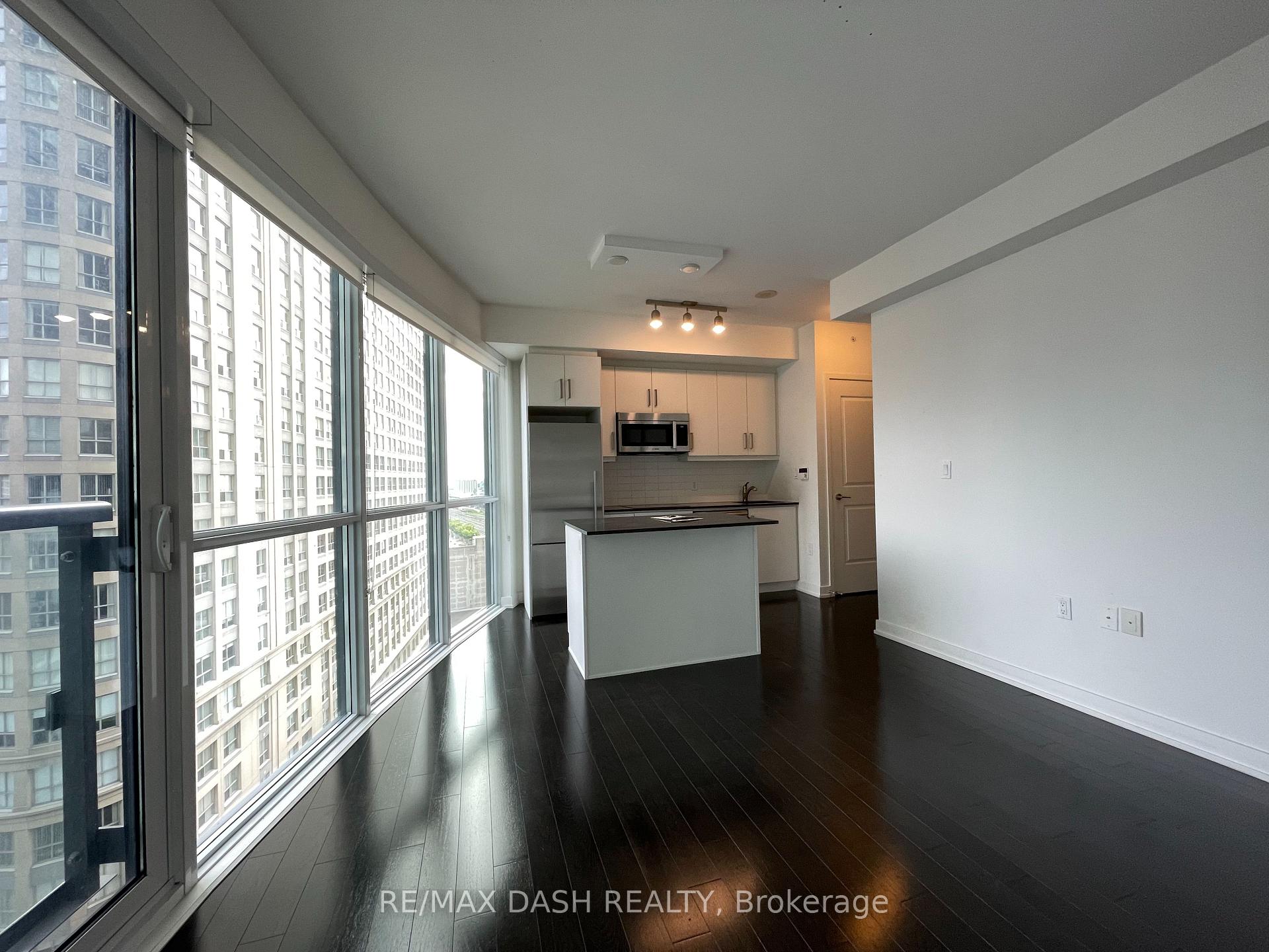 Photo 13 of Unit 1005, 1 The Esplanade Drive, Toronto, Waterfront Communities — HOMEH