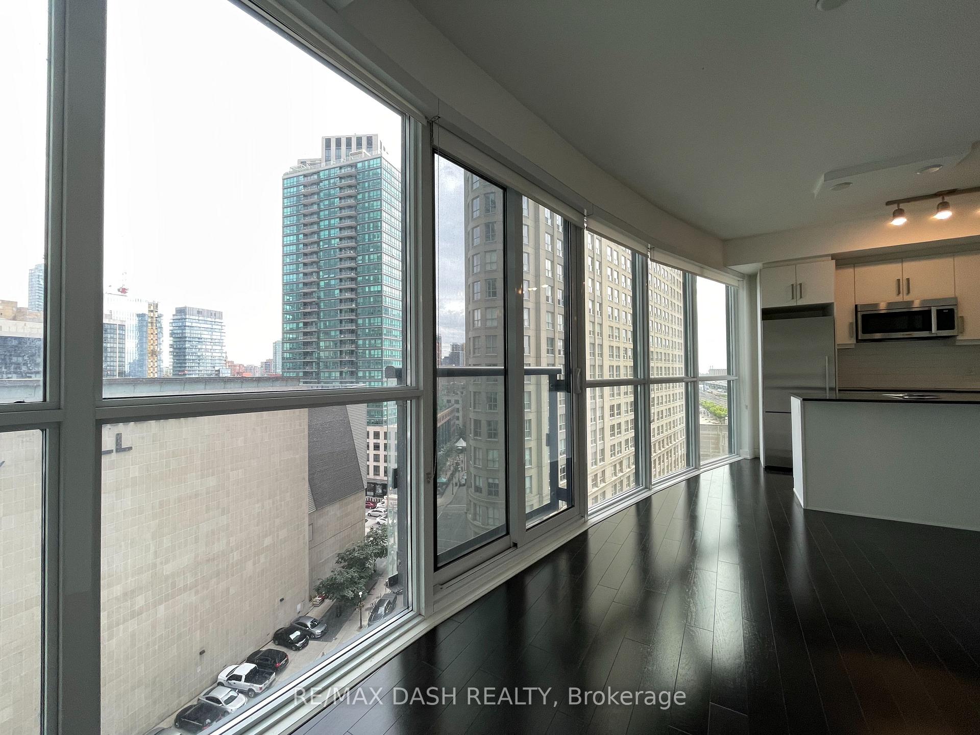 Photo 15 of Unit 1005, 1 The Esplanade Drive, Toronto, Waterfront Communities — HOMEH