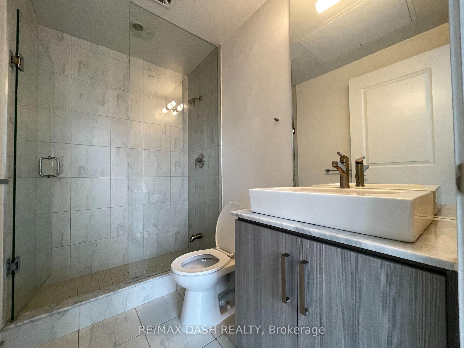 Photo 16 of Unit 1005, 1 The Esplanade Drive, Toronto, Waterfront Communities — HOMEH
