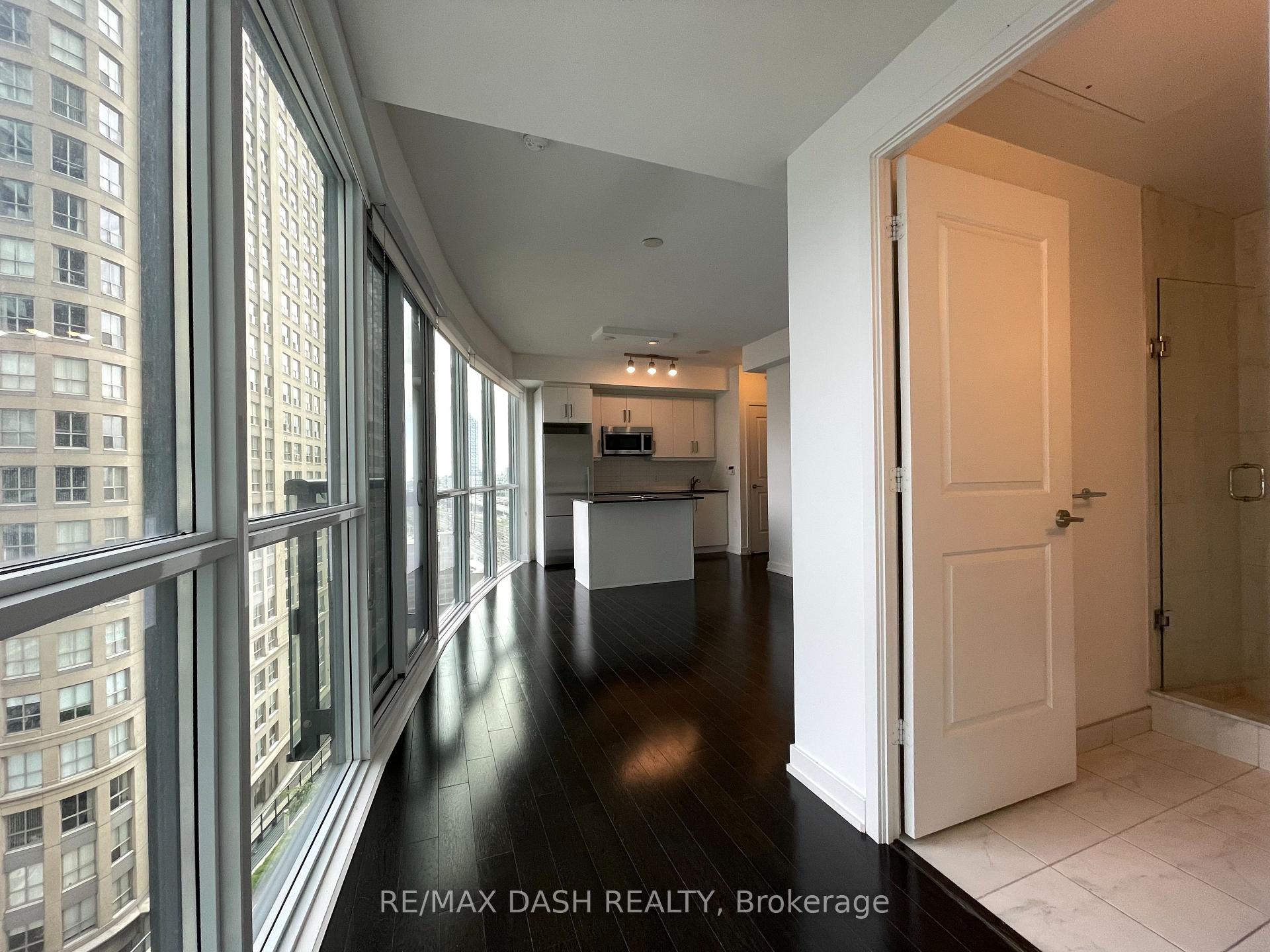Photo 17 of Unit 1005, 1 The Esplanade Drive, Toronto, Waterfront Communities — HOMEH
