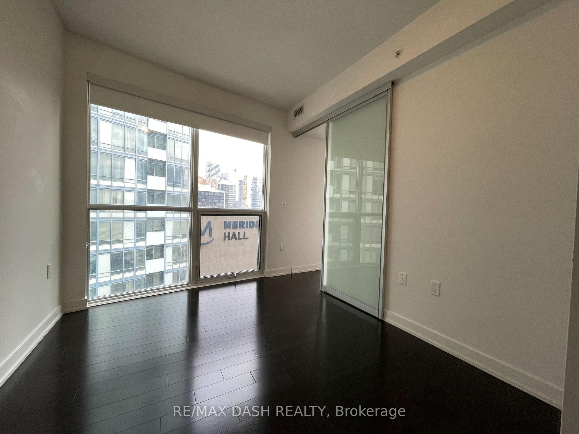 Photo 18 of Unit 1005, 1 The Esplanade Drive, Toronto, Waterfront Communities — HOMEH
