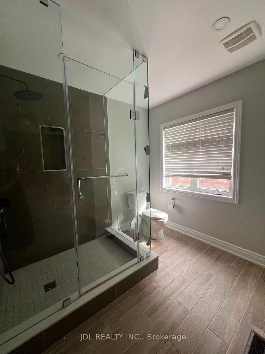 Photo 2 of 72 Port Arthur Crescent, Richmond Hill, Jefferson — HOMEH