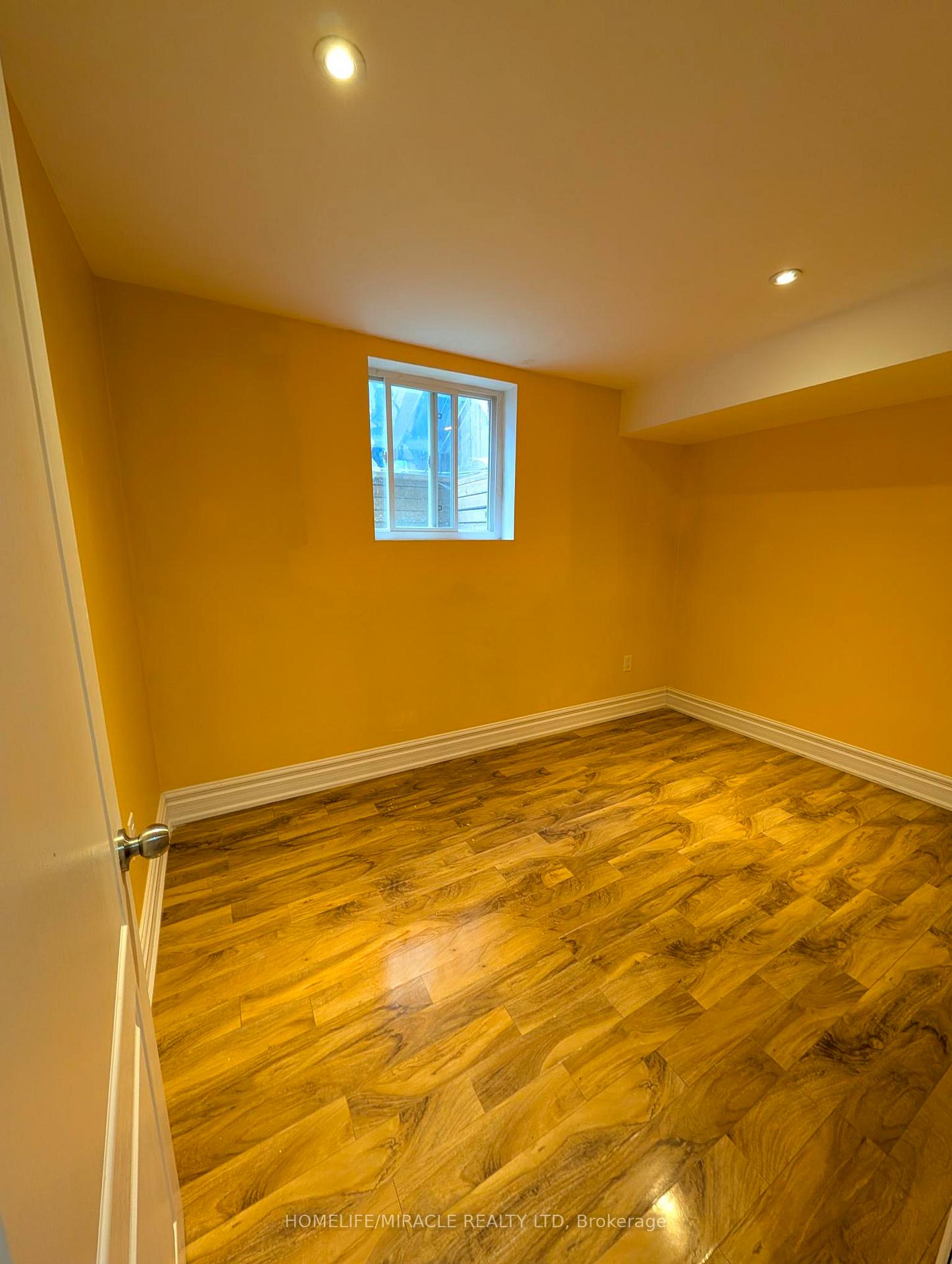 Photo 4 of Unit Basement, 8 Astoria Place, Caledon, Rural Caledon — HOMEH