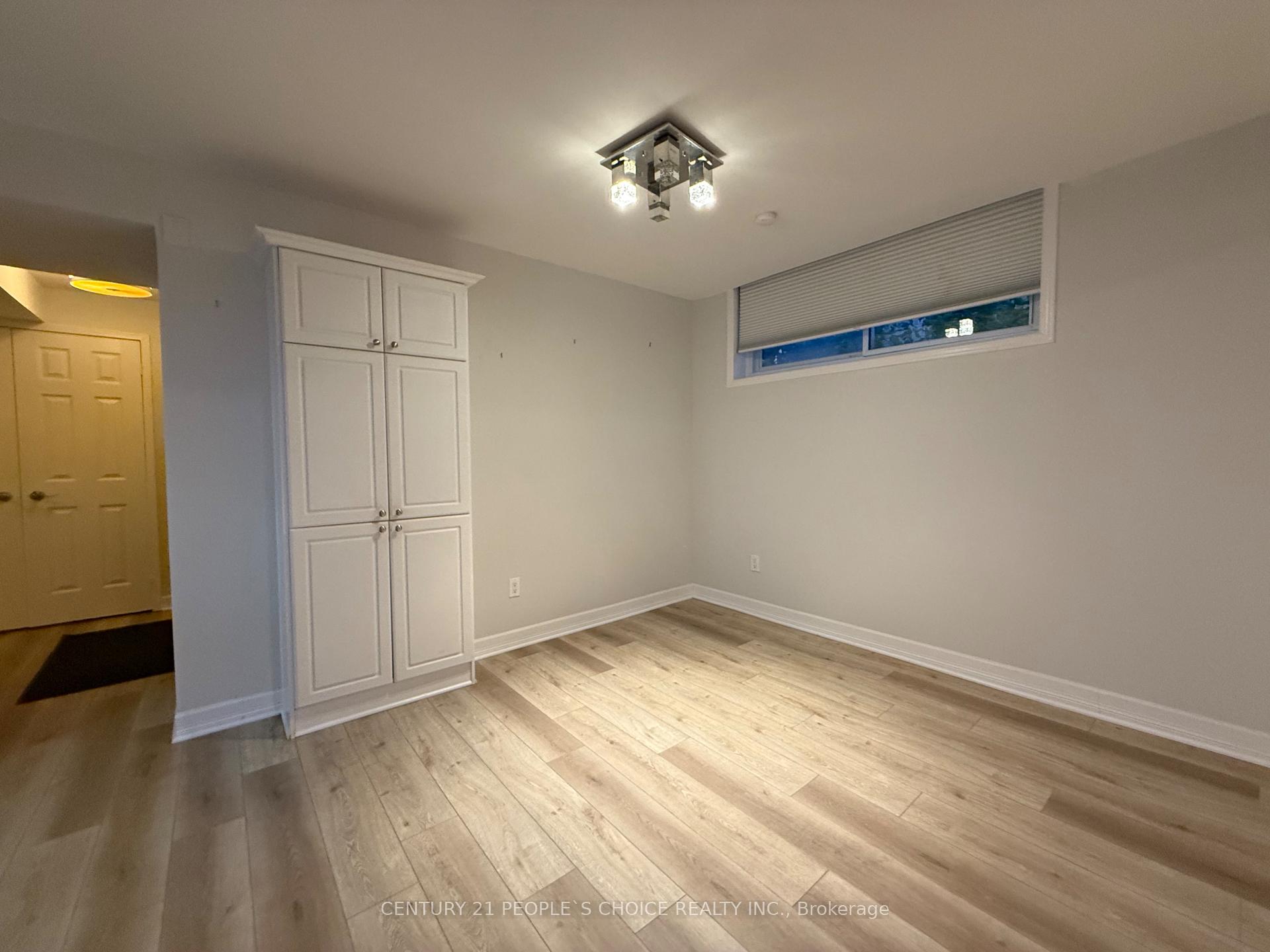 Photo 17 of Unit BSMT, 2906 Peacock Drive, Mississauga, Central Erin Mills — HOMEH