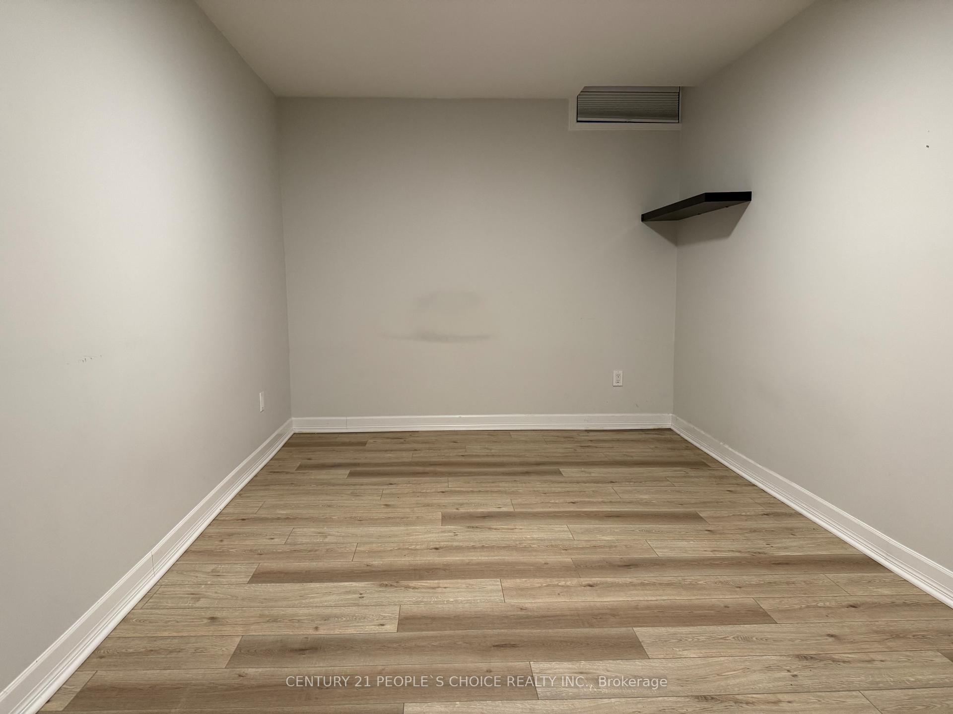 Photo 18 of Unit BSMT, 2906 Peacock Drive, Mississauga, Central Erin Mills — HOMEH