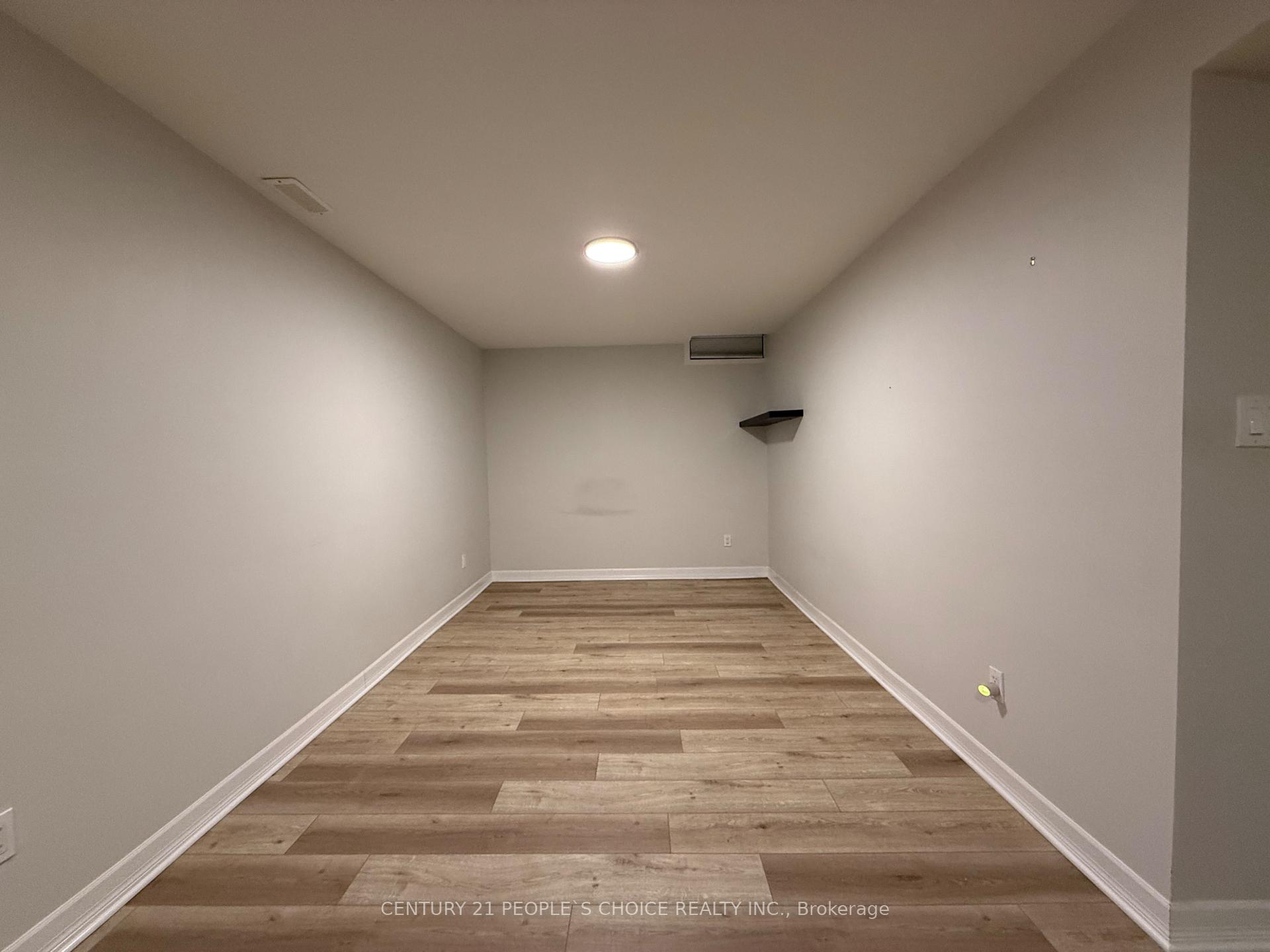 Photo 19 of Unit BSMT, 2906 Peacock Drive, Mississauga, Central Erin Mills — HOMEH