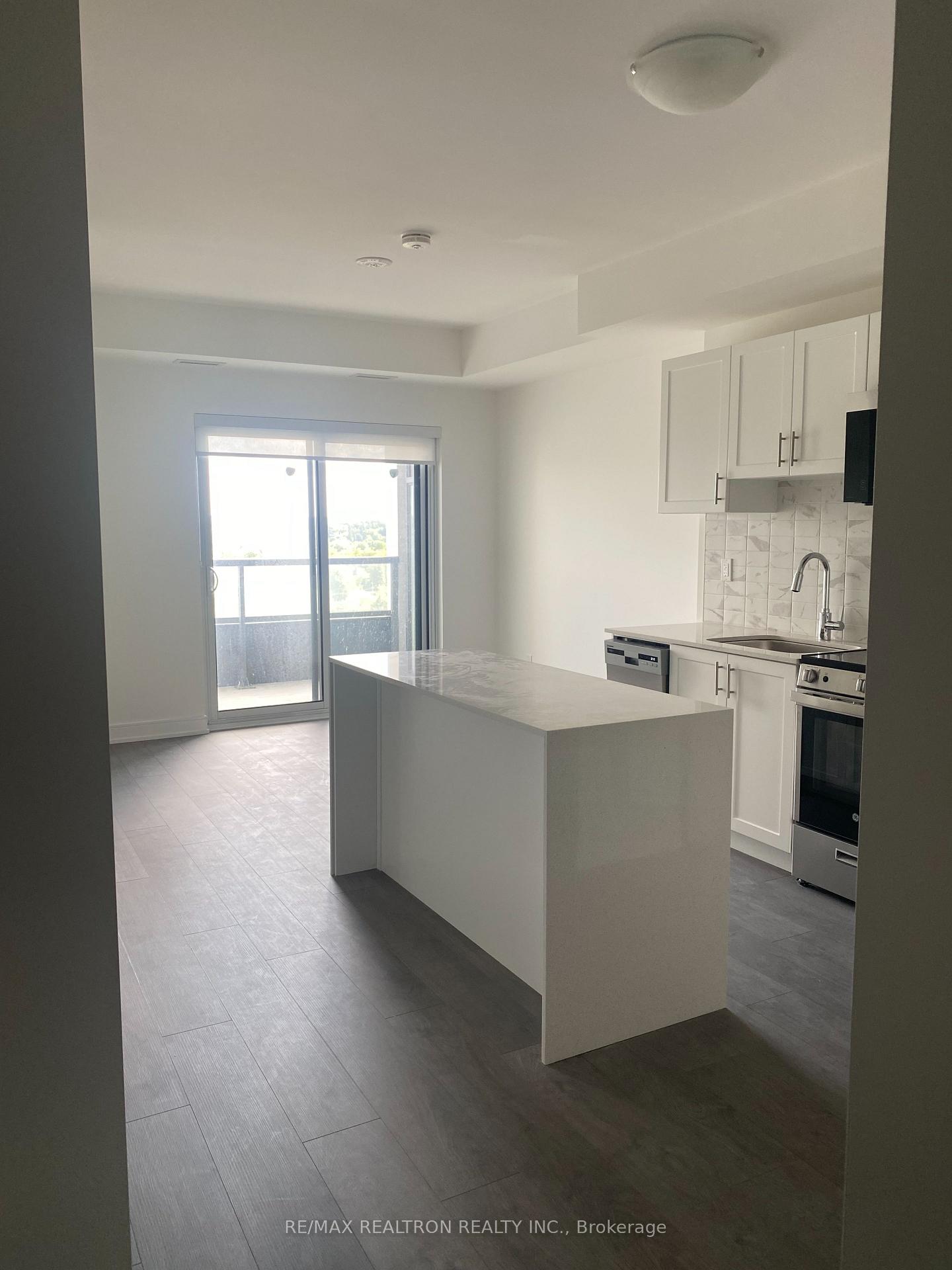 Photo 1 of Unit A1309, 705 Davis Drive, Newmarket, Huron Heights-Leslie Valley — HOMEH